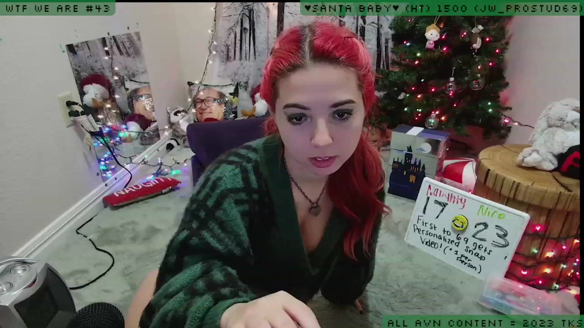 Gallery image thumbnail from JessiClaus's myfreecams stream on, 12/23/2022, 06:48 image 18 of 20