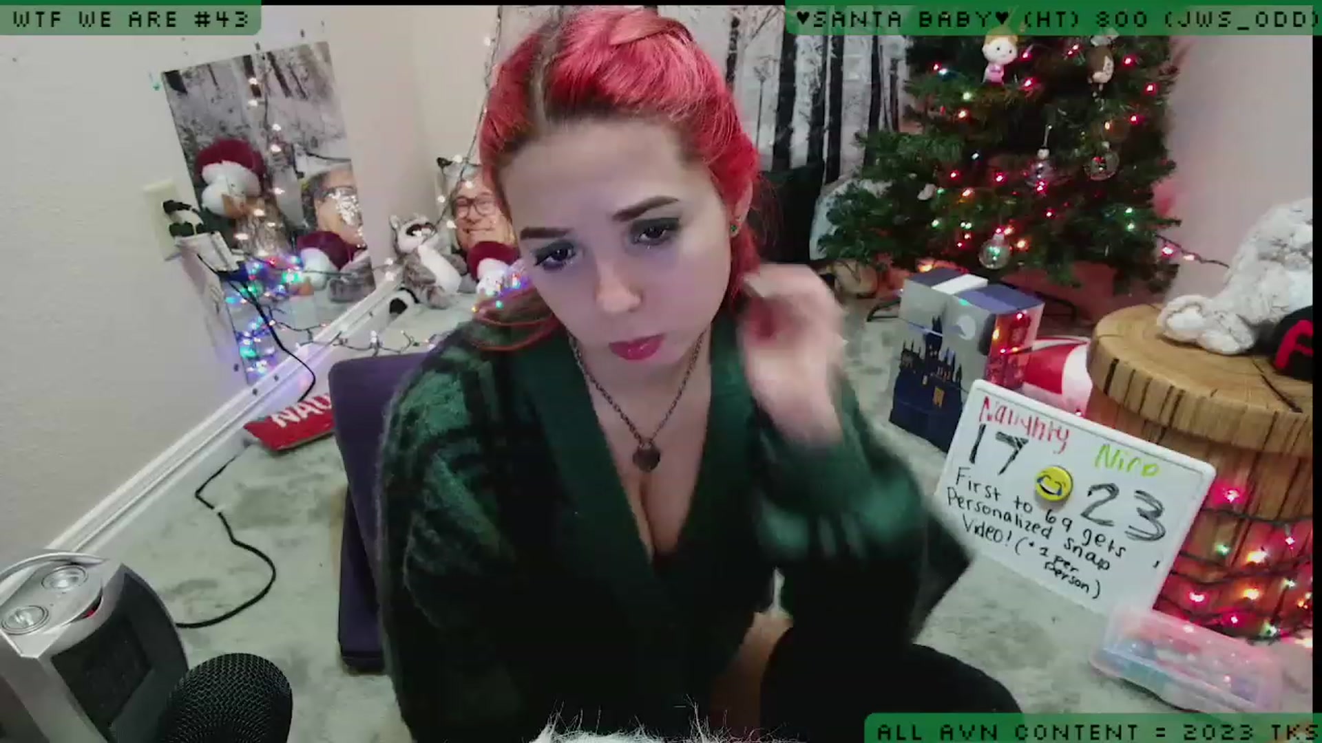 Gallery image thumbnail from JessiClaus's myfreecams stream on, 12/23/2022, 06:48 image 8 of 20