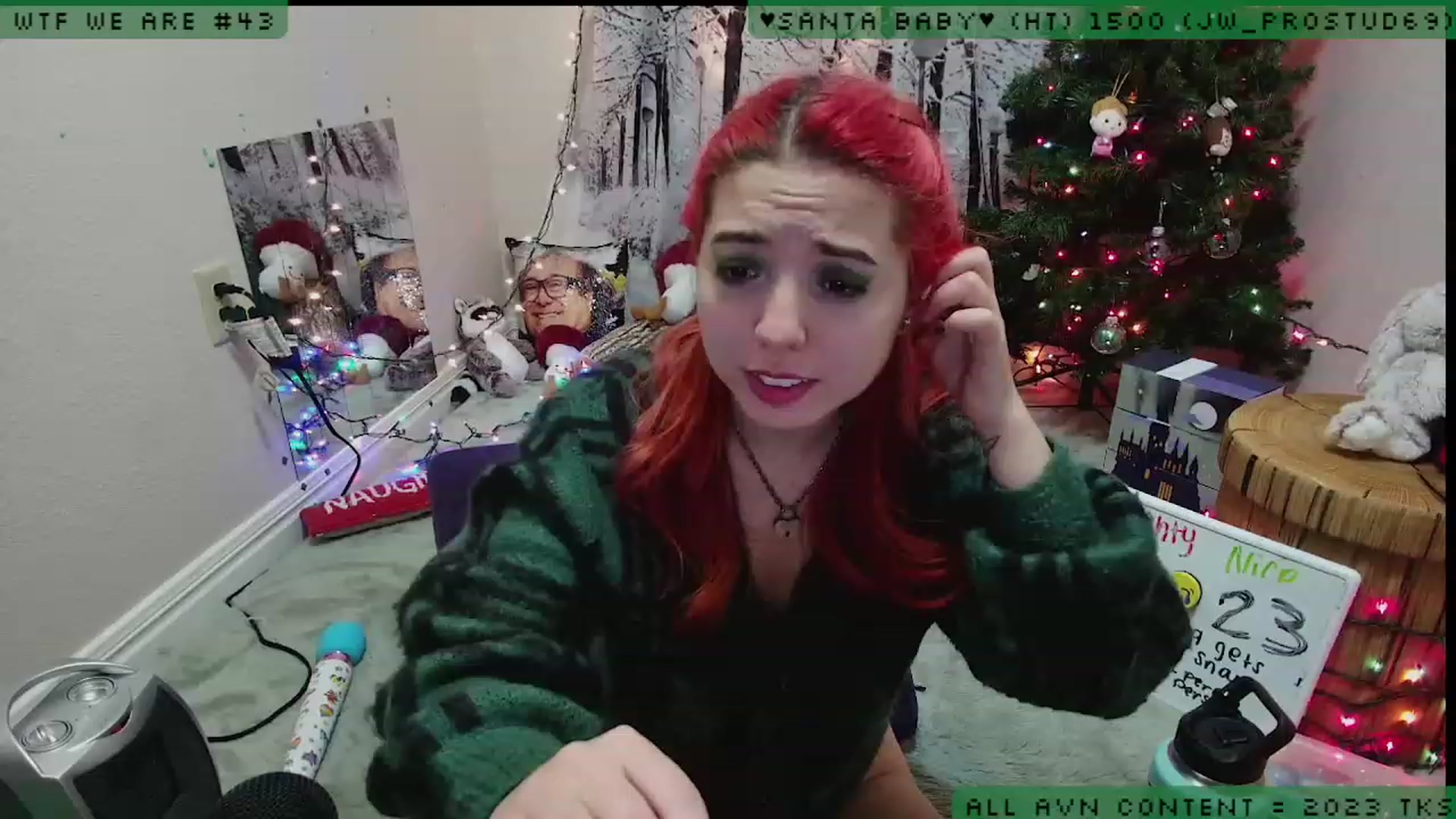 Gallery image thumbnail from JessiClaus's myfreecams stream on, 12/23/2022, 07:50 image 13 of 20