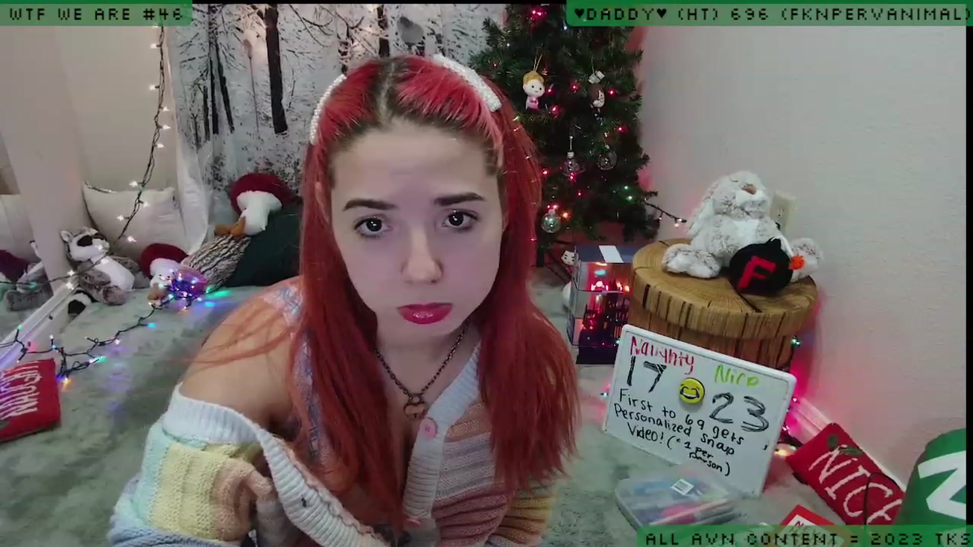 Gallery image thumbnail from JessiClaus's myfreecams stream on, 12/31/2022, 05:18 image 10 of 20