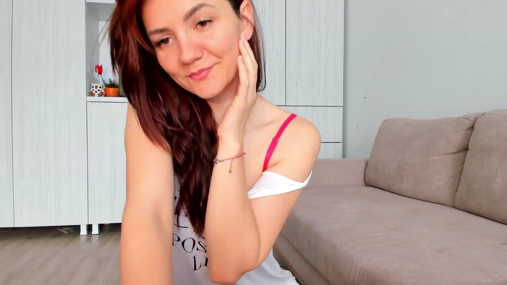 Gallery image thumbnail from JessicaAddams's myfreecams stream on, 03/10/2025, 09:03 image 16 of 20