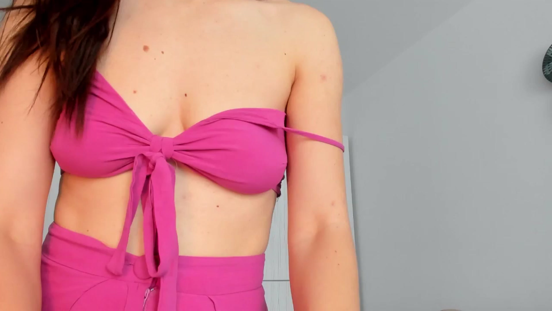Gallery image thumbnail from JessicaAddams's myfreecams stream on, 04/28/2025, 08:35 image 18 of 20