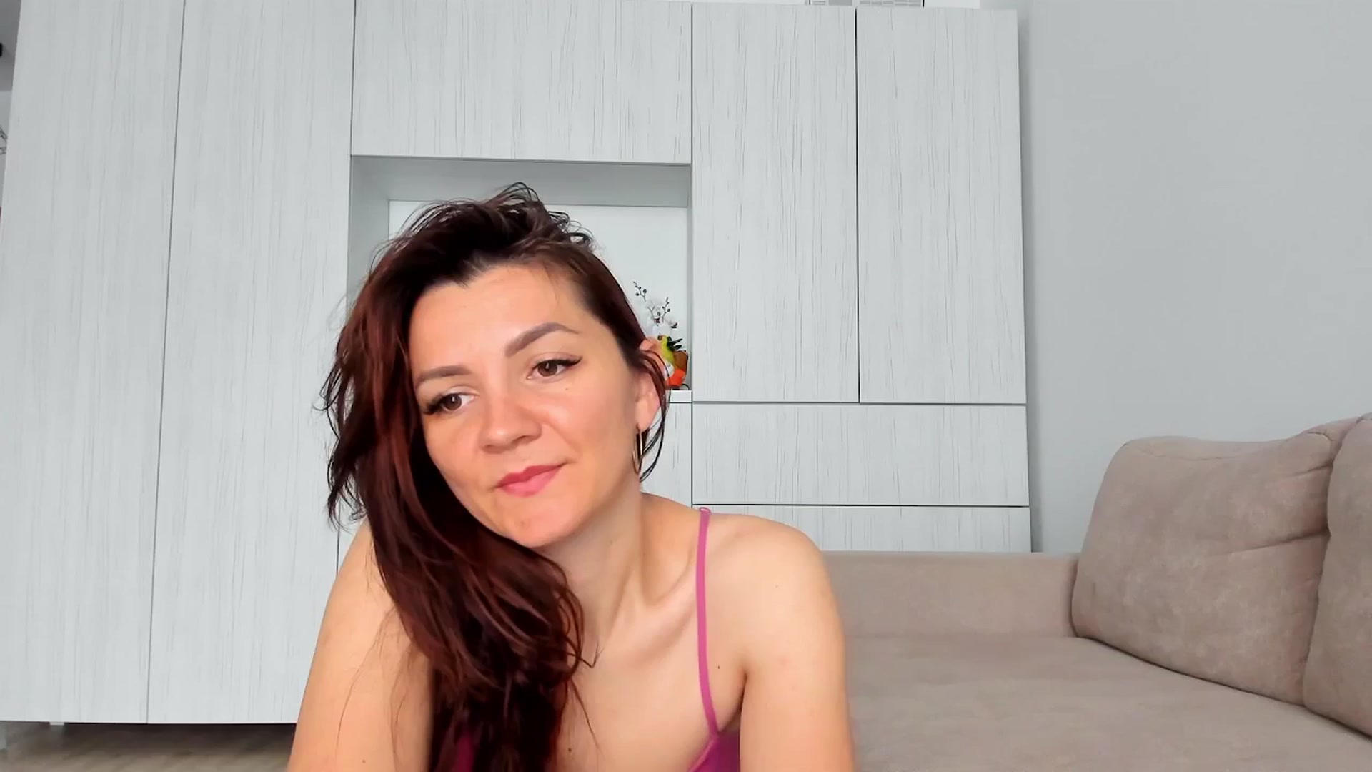 Gallery image thumbnail from JessicaAddams's myfreecams stream on, 05/19/2025, 08:02 image 15 of 20