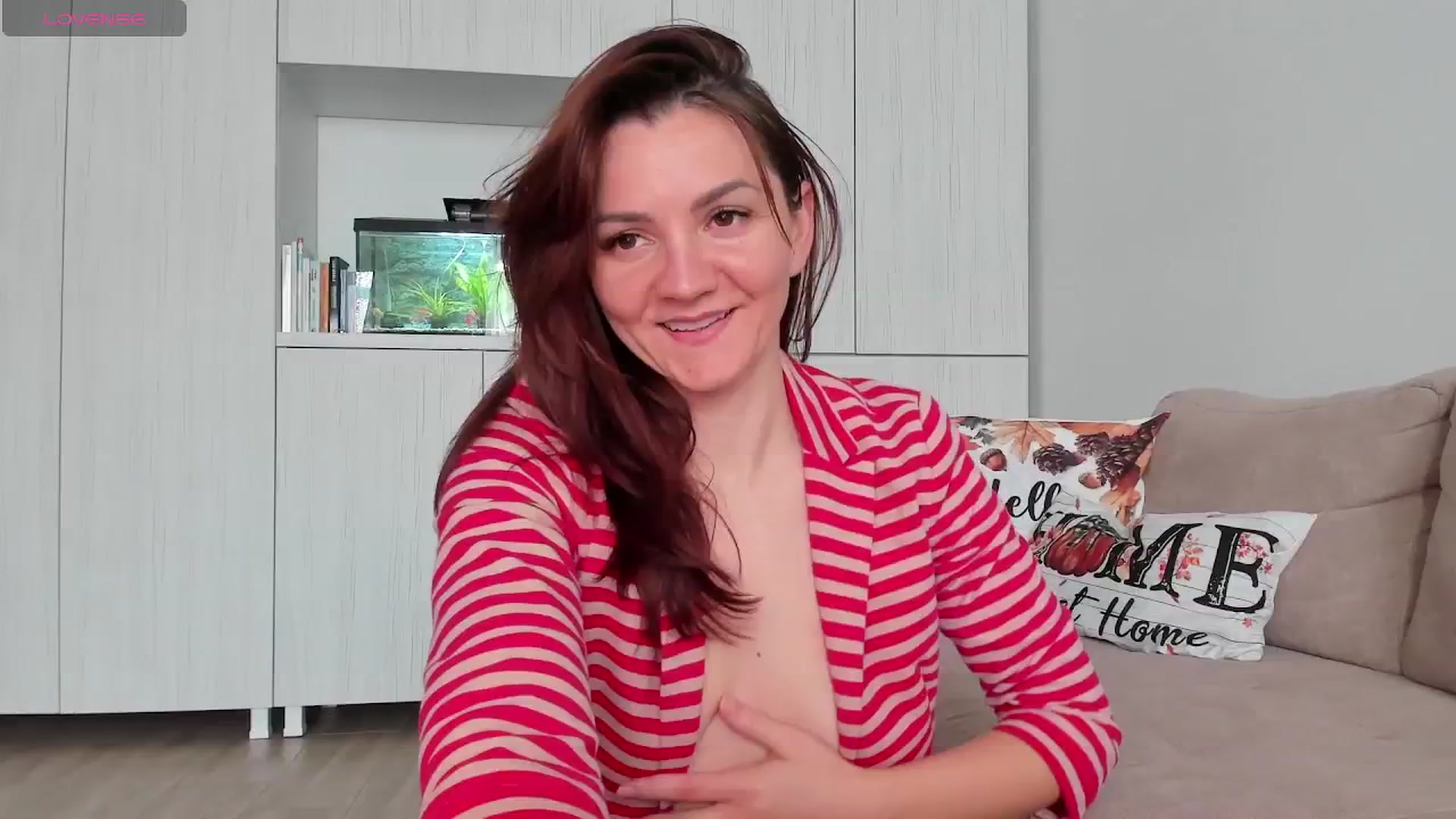 Gallery image thumbnail from JessicaAddams's myfreecams stream on, 10/25/2025, 14:40 image 18 of 20