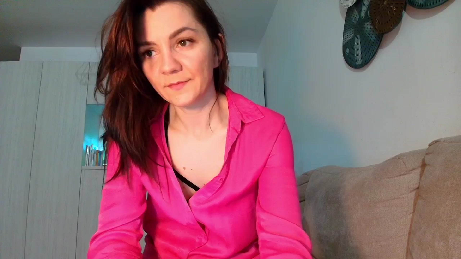 Gallery image thumbnail from JessicaAddams's myfreecams stream on, 12/17/2025, 20:55 image 12 of 20