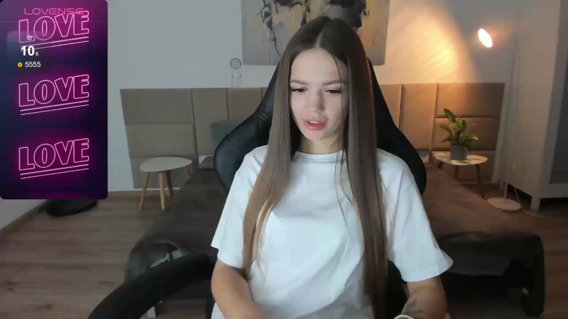 Gallery image thumbnail from JessicaB's myfreecams stream on, 10/21/2024, 24:00 image 2 of 20