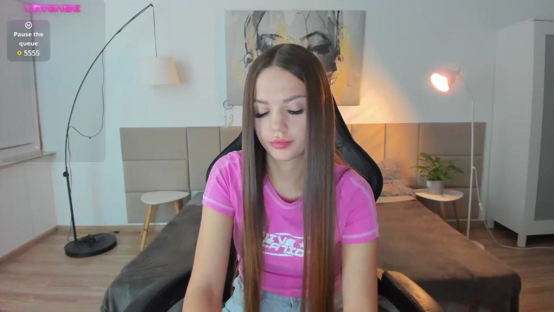 Gallery image thumbnail from JessicaB's myfreecams stream on, 11/16/2024, 22:16 image 4 of 20