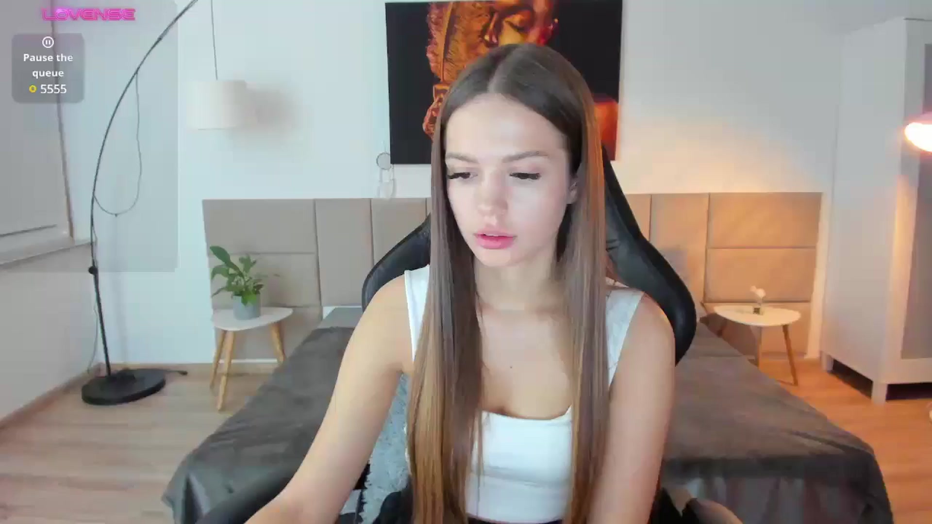 Gallery image thumbnail from JessicaB's myfreecams stream on, 11/19/2024, 02:07 image 8 of 20