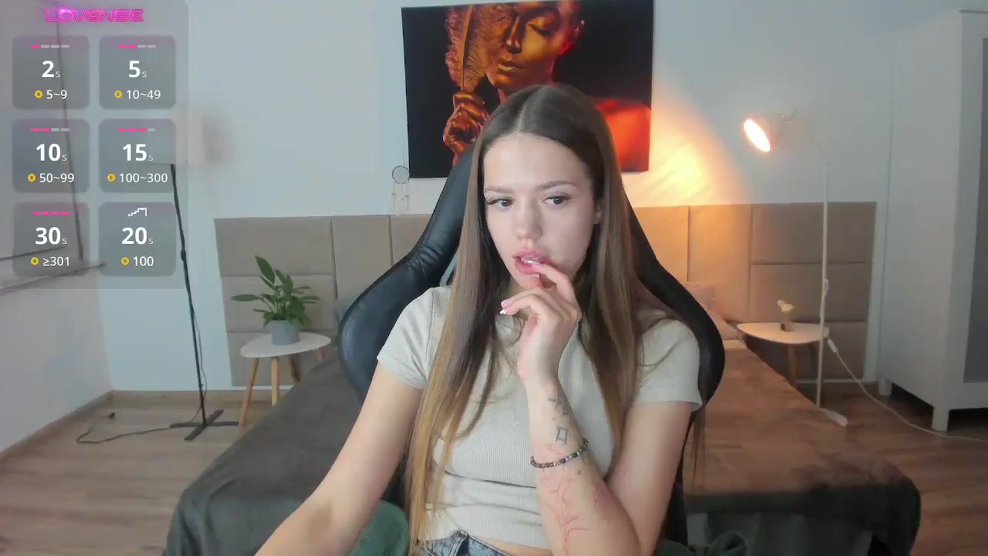 Gallery image thumbnail from JessicaB's myfreecams stream on, 11/25/2024, 23:40 image 7 of 20