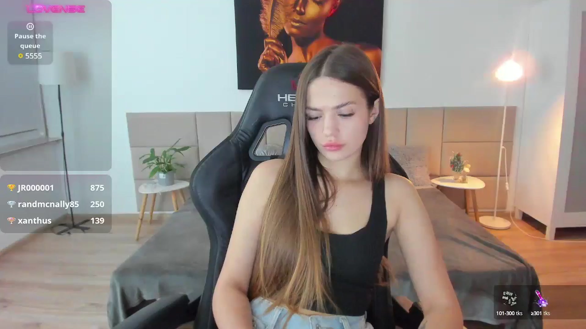 Gallery image thumbnail from JessicaB's myfreecams stream on, 01/05/2025, 24:15 image 2 of 20