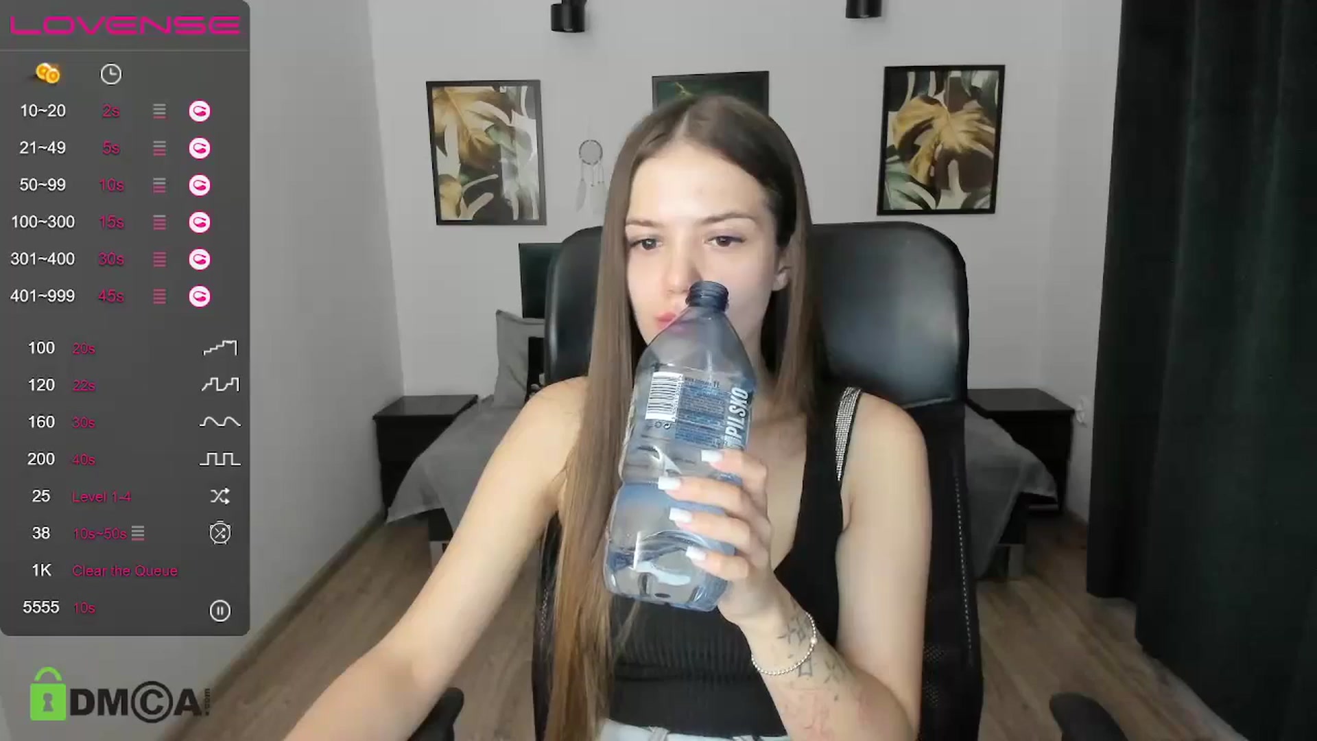 Gallery image thumbnail from JessicaB's myfreecams stream on, 03/03/2025, 17:11 image 13 of 20