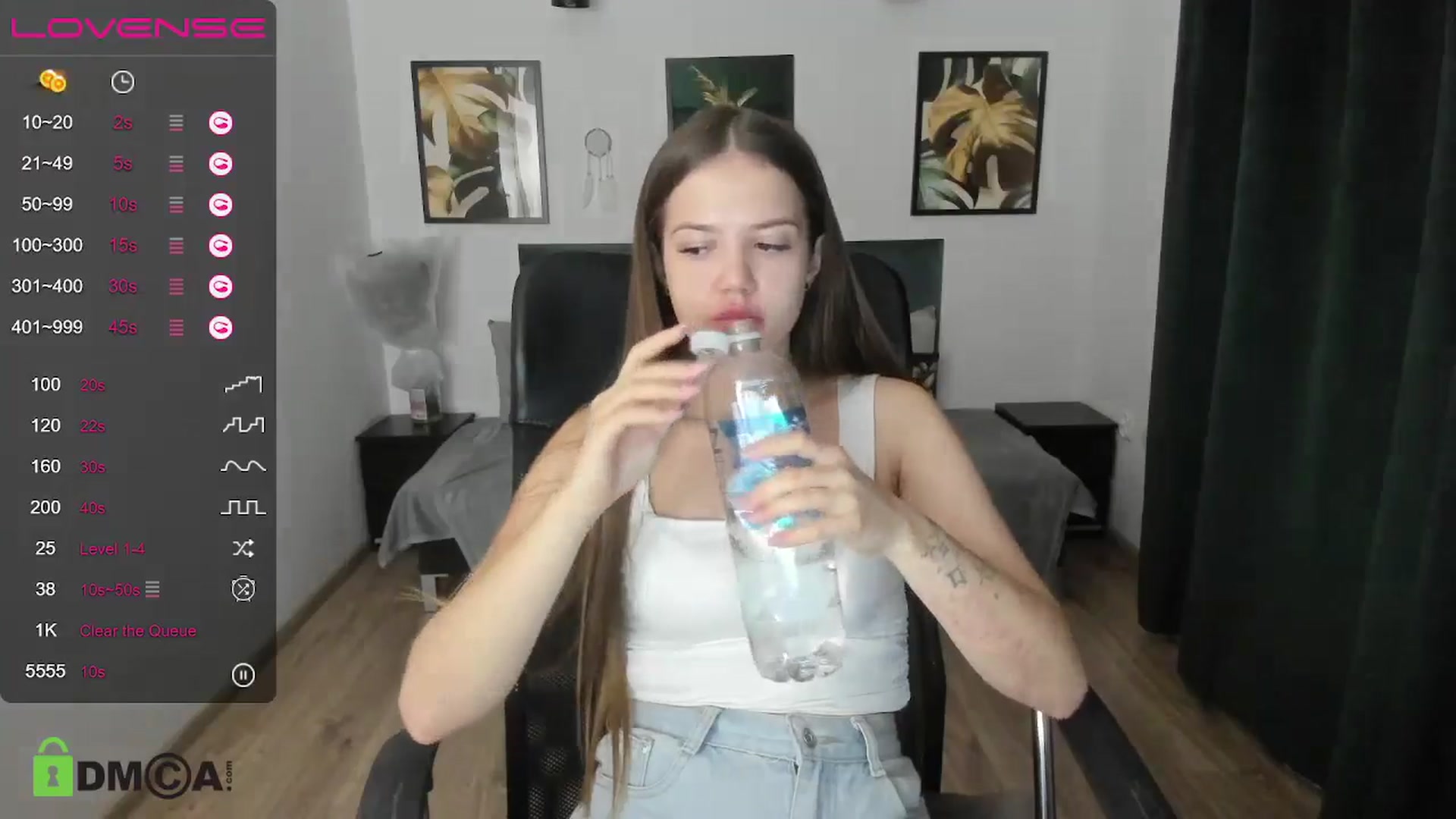 Gallery image thumbnail from JessicaB's myfreecams stream on, 03/17/2025, 18:02 image 3 of 20