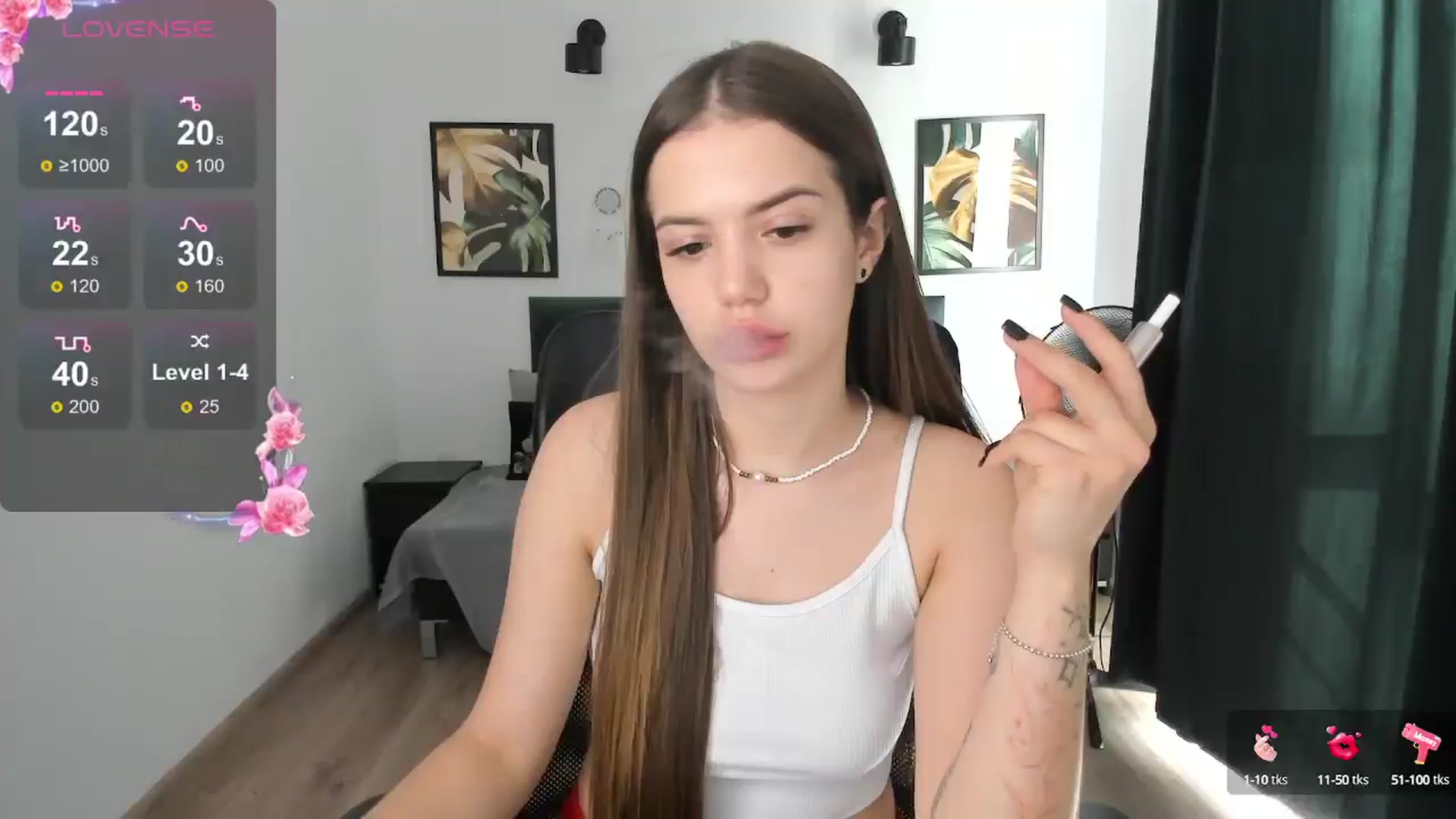 Gallery image thumbnail from JessicaB's myfreecams stream on, 04/17/2025, 15:41 image 12 of 20