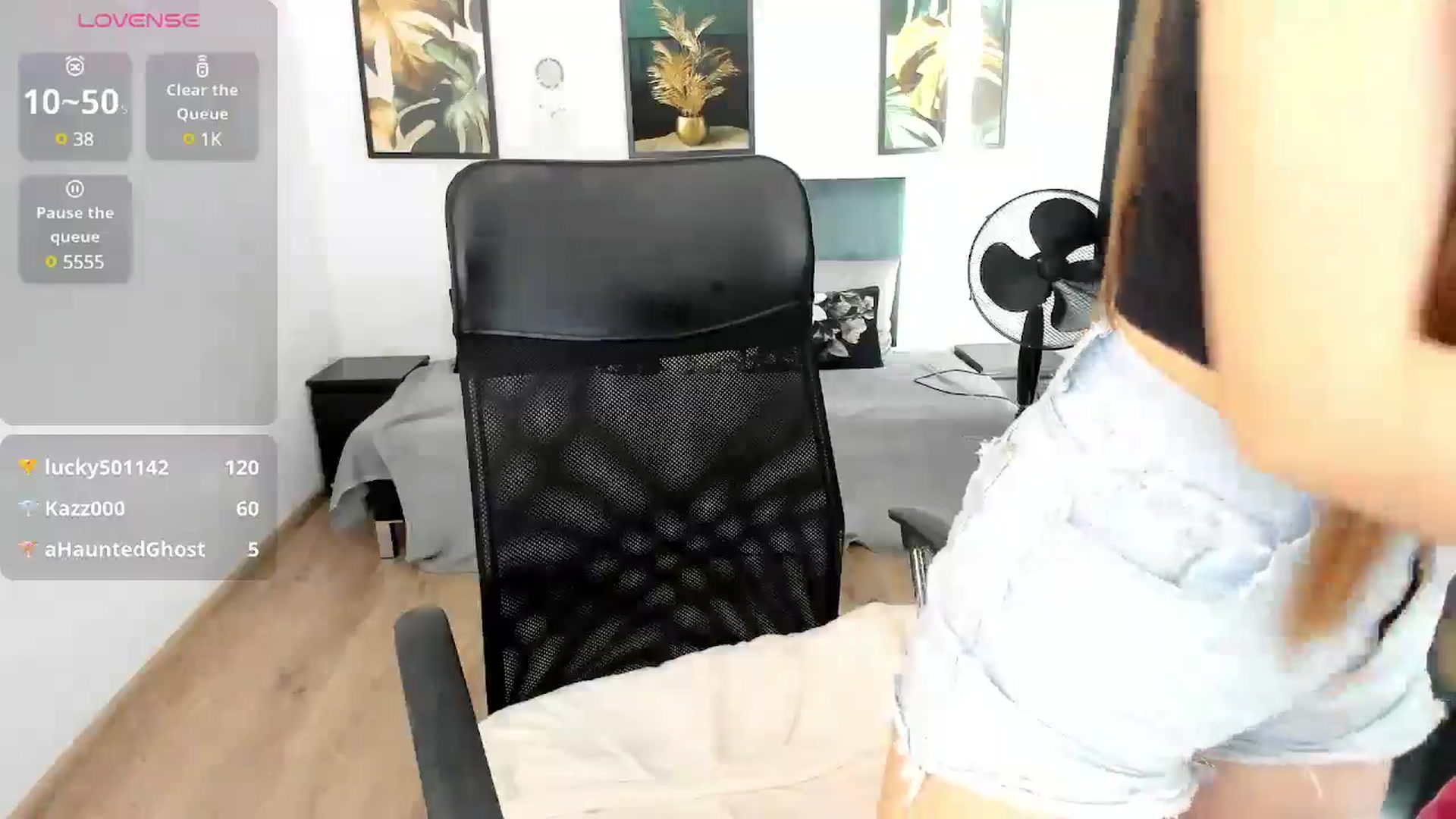Gallery image thumbnail from JessicaB's myfreecams stream on, 04/22/2025, 13:55 image 16 of 20