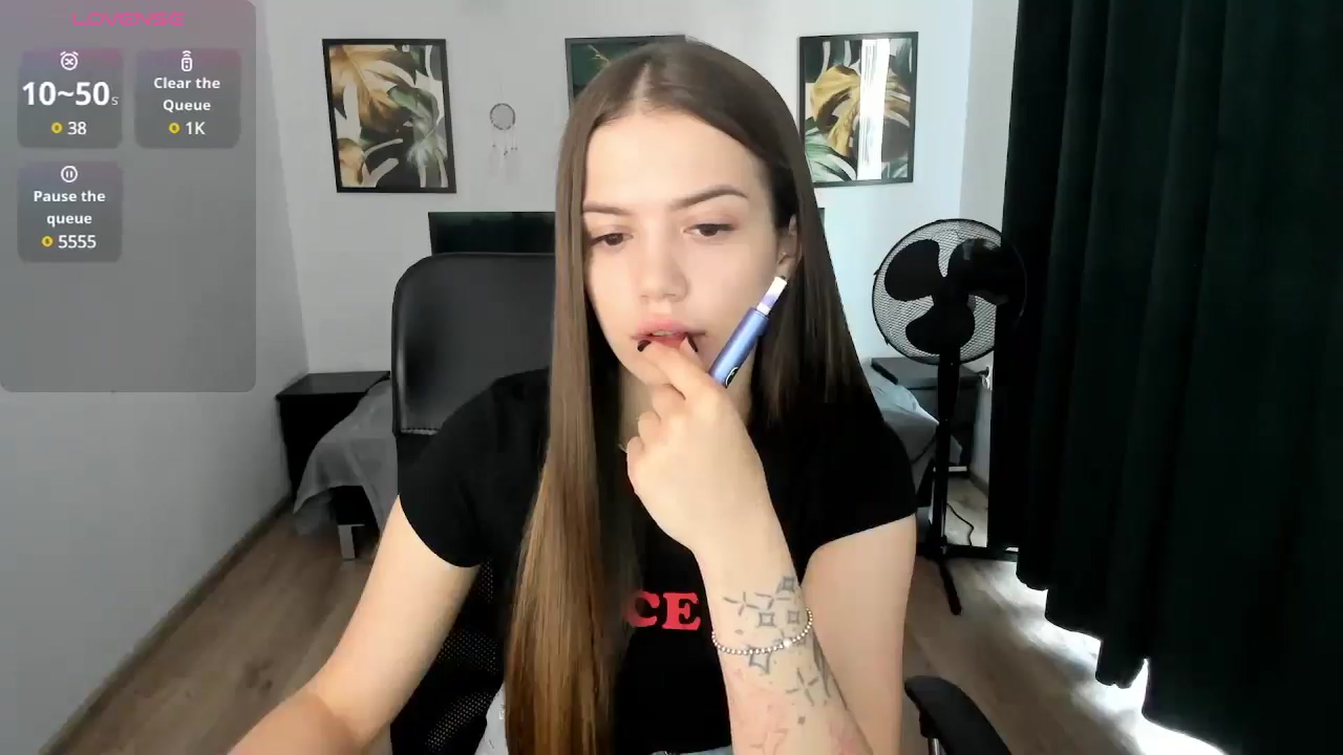 Gallery image thumbnail from JessicaB's myfreecams stream on, 04/24/2025, 11:56 image 3 of 20