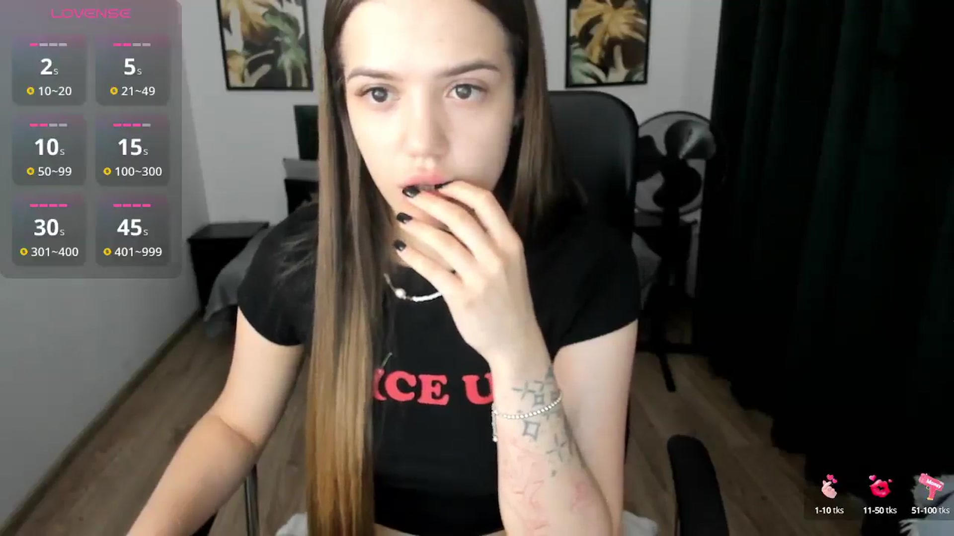 Gallery image thumbnail from JessicaB's myfreecams stream on, 04/24/2025, 19:26 image 4 of 20