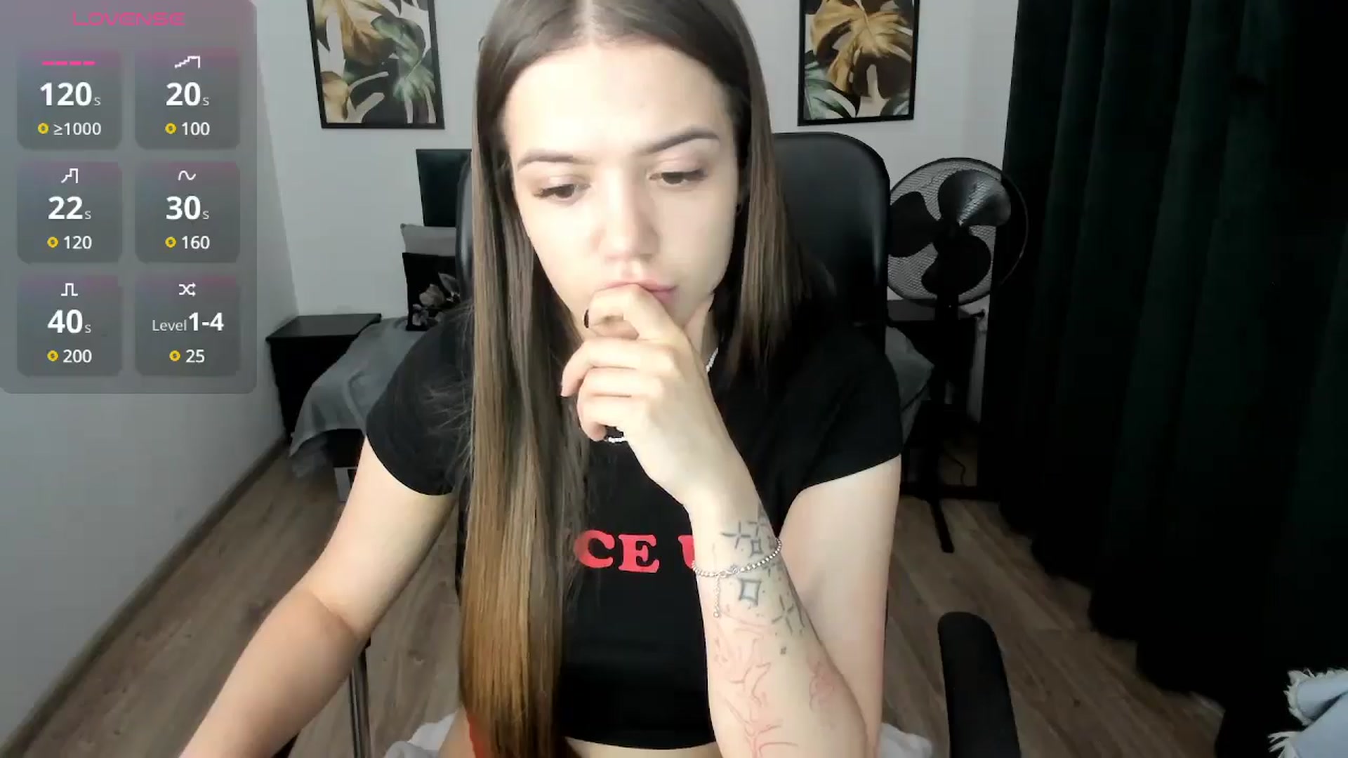 Gallery image thumbnail from JessicaB's myfreecams stream on, 04/24/2025, 19:26 image 13 of 20