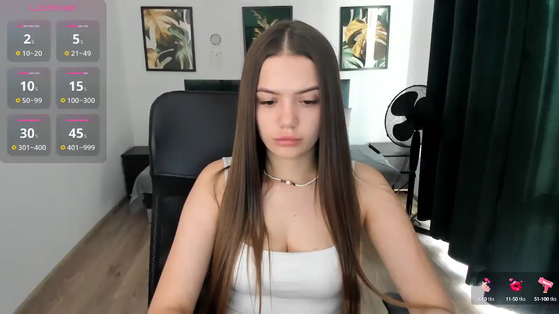 Gallery image thumbnail from JessicaB's myfreecams stream on, 04/26/2025, 14:16 image 4 of 20