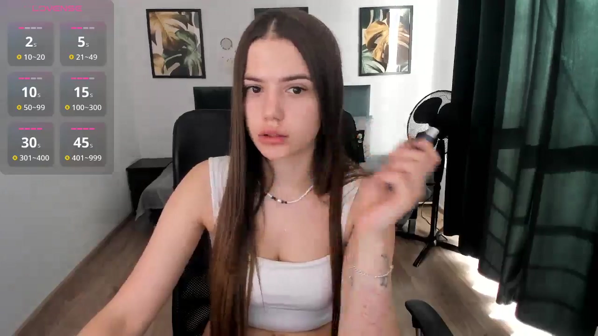 Gallery image thumbnail from JessicaB's myfreecams stream on, 04/26/2025, 16:05 image 3 of 20