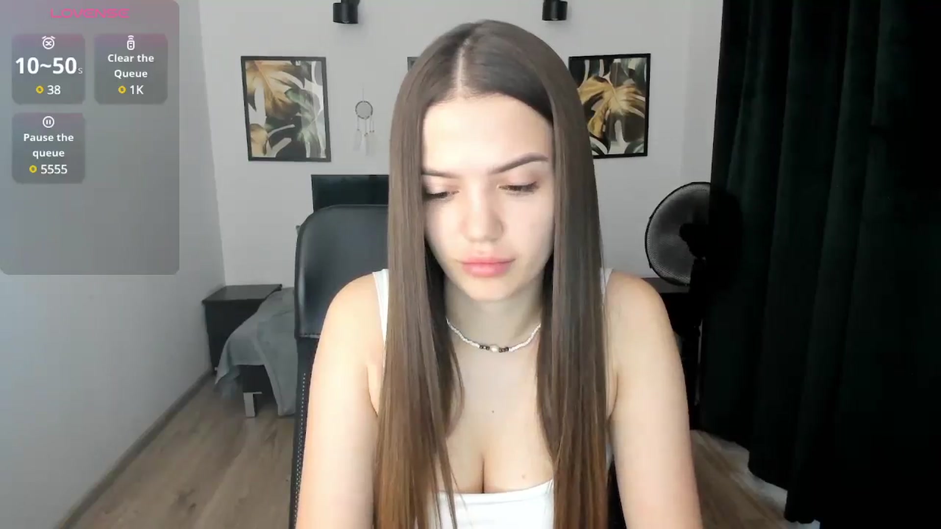Gallery image thumbnail from JessicaB's myfreecams stream on, 04/26/2025, 18:22 image 5 of 20