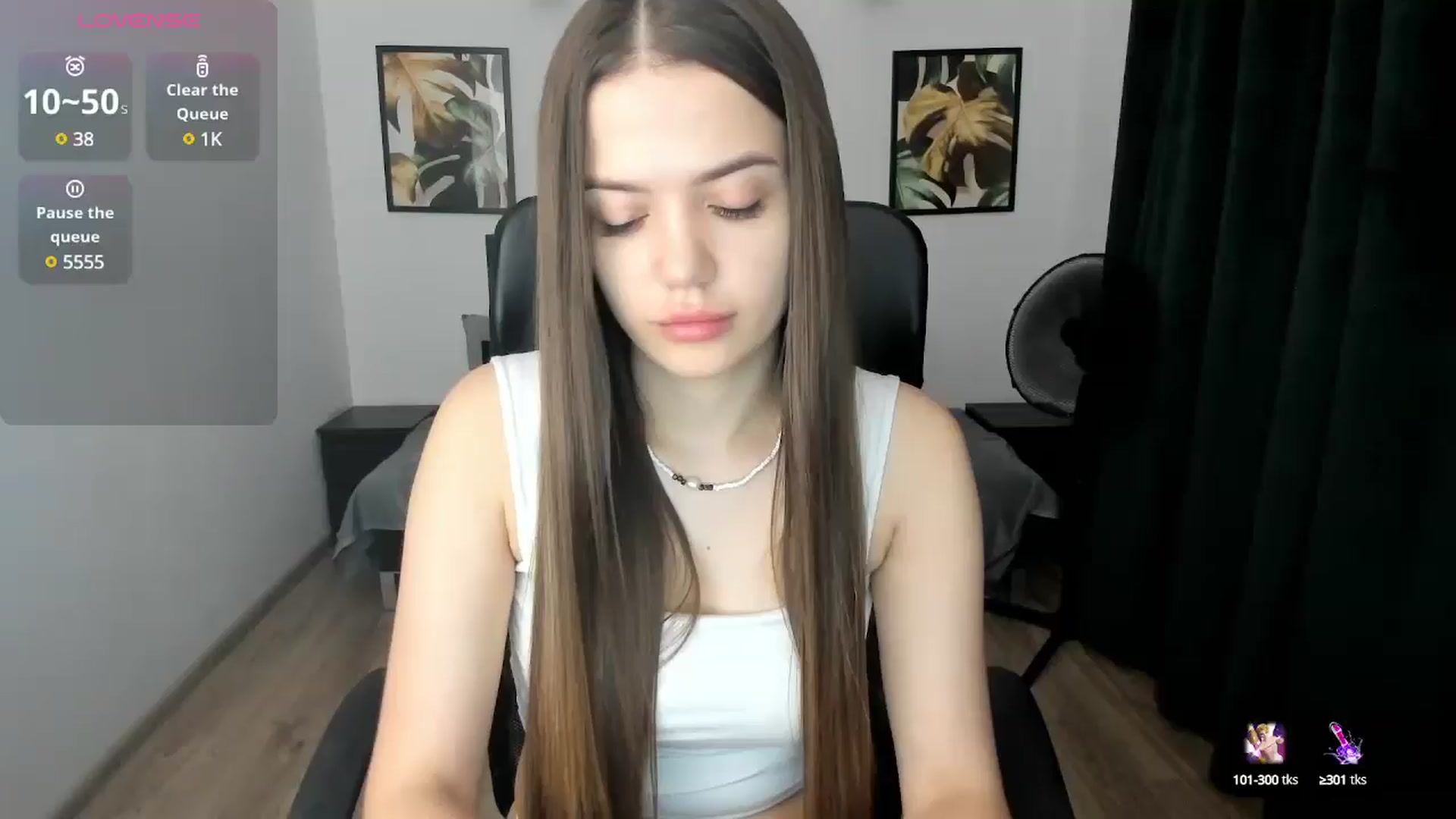 Gallery image thumbnail from JessicaB's myfreecams stream on, 04/26/2025, 19:27 image 1 of 20