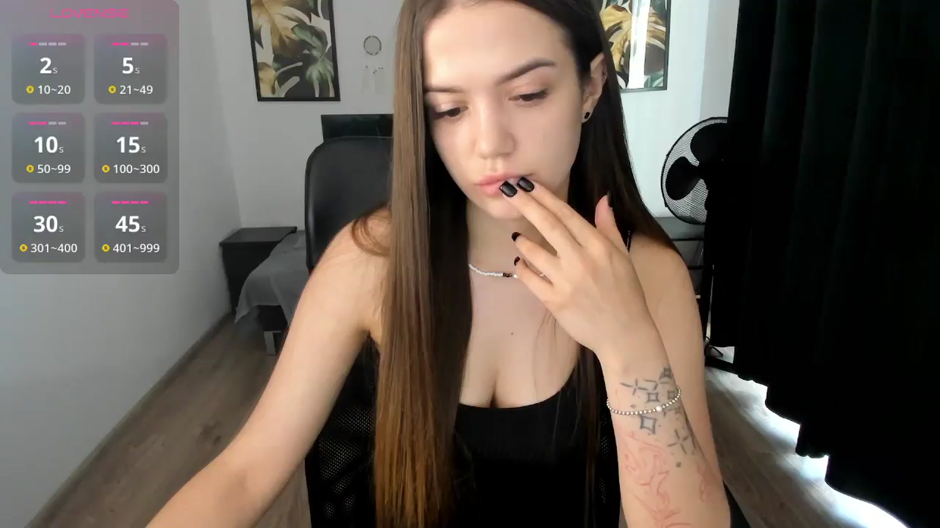Gallery image thumbnail from JessicaB's myfreecams stream on, 04/27/2025, 13:17 image 13 of 20