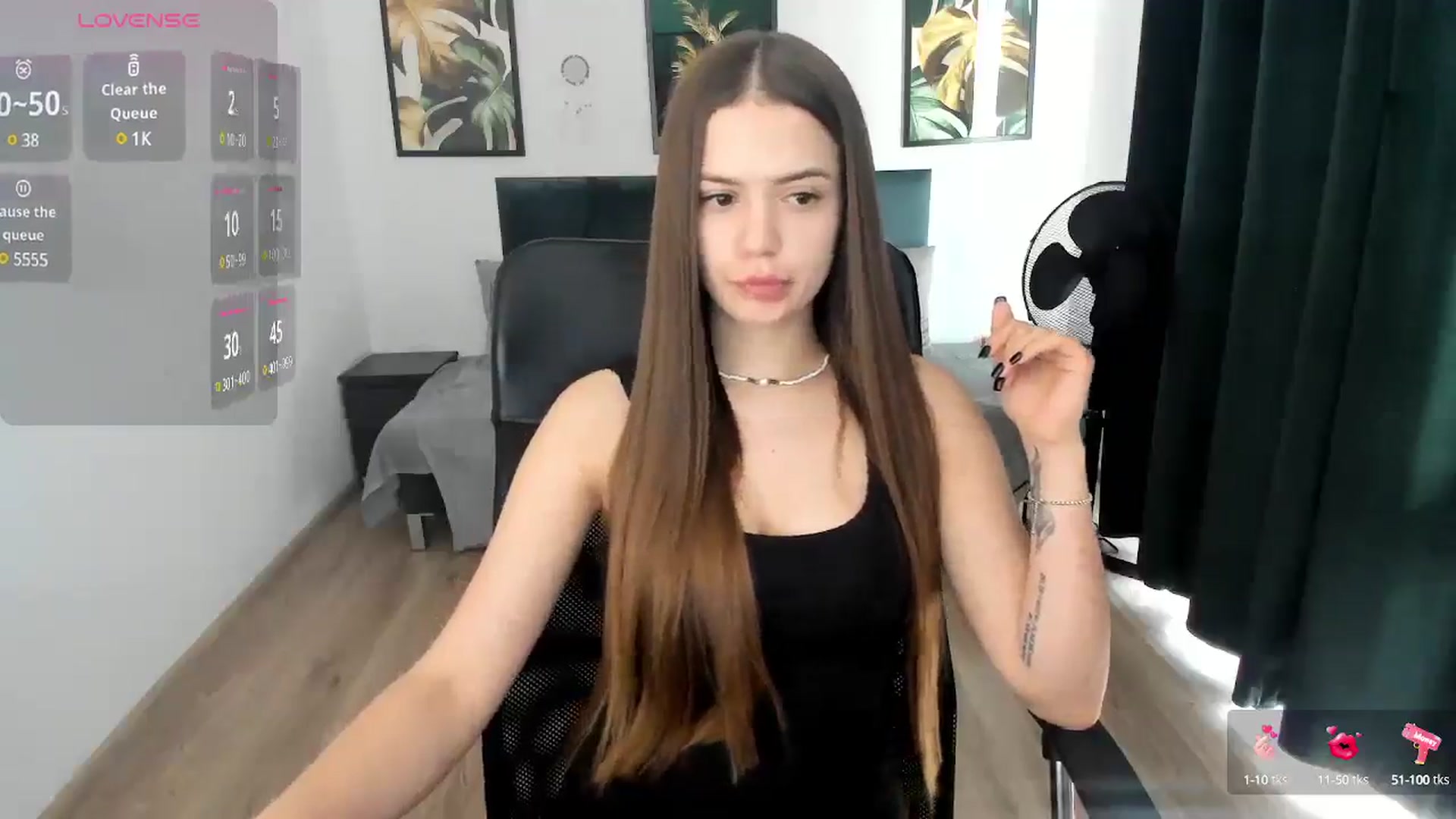 Gallery image thumbnail from JessicaB's myfreecams stream on, 04/27/2025, 14:45 image 5 of 20