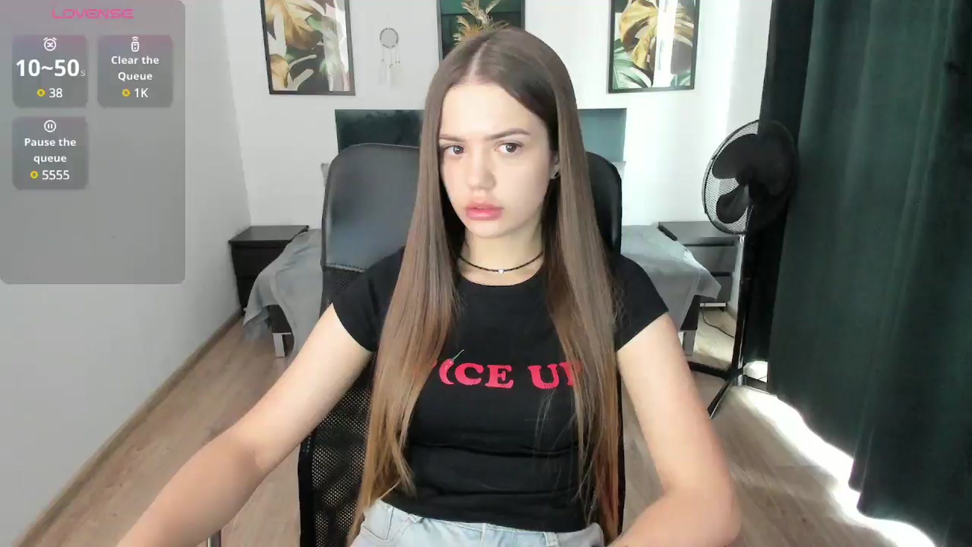 Gallery image thumbnail from JessicaB's myfreecams stream on, 05/07/2025, 14:32 image 8 of 20