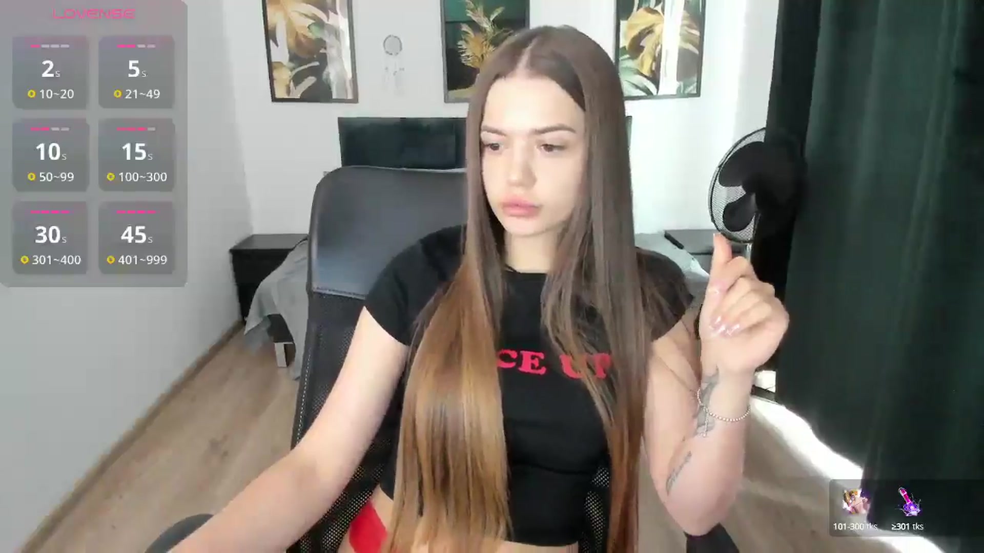 Gallery image thumbnail from JessicaB's myfreecams stream on, 05/07/2025, 15:06 image 4 of 20