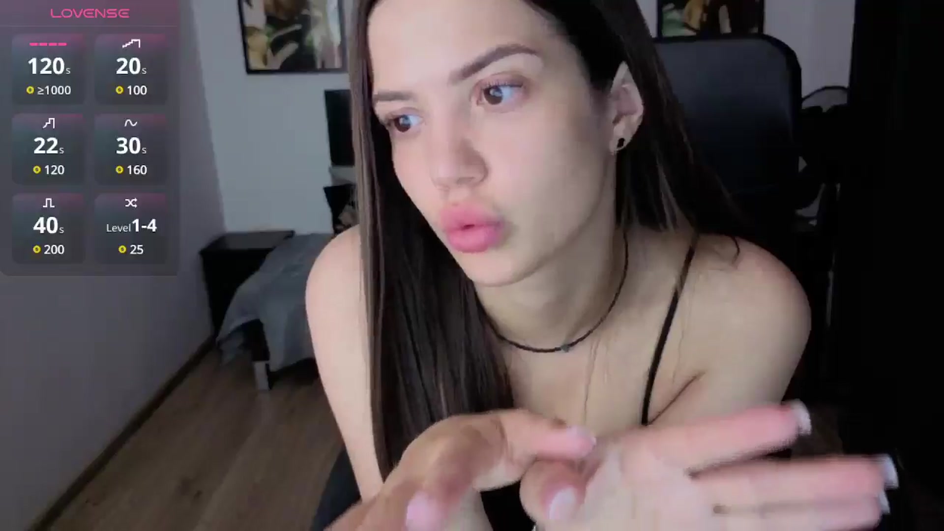 Gallery image thumbnail from JessicaB's myfreecams stream on, 05/17/2025, 20:03 image 14 of 20