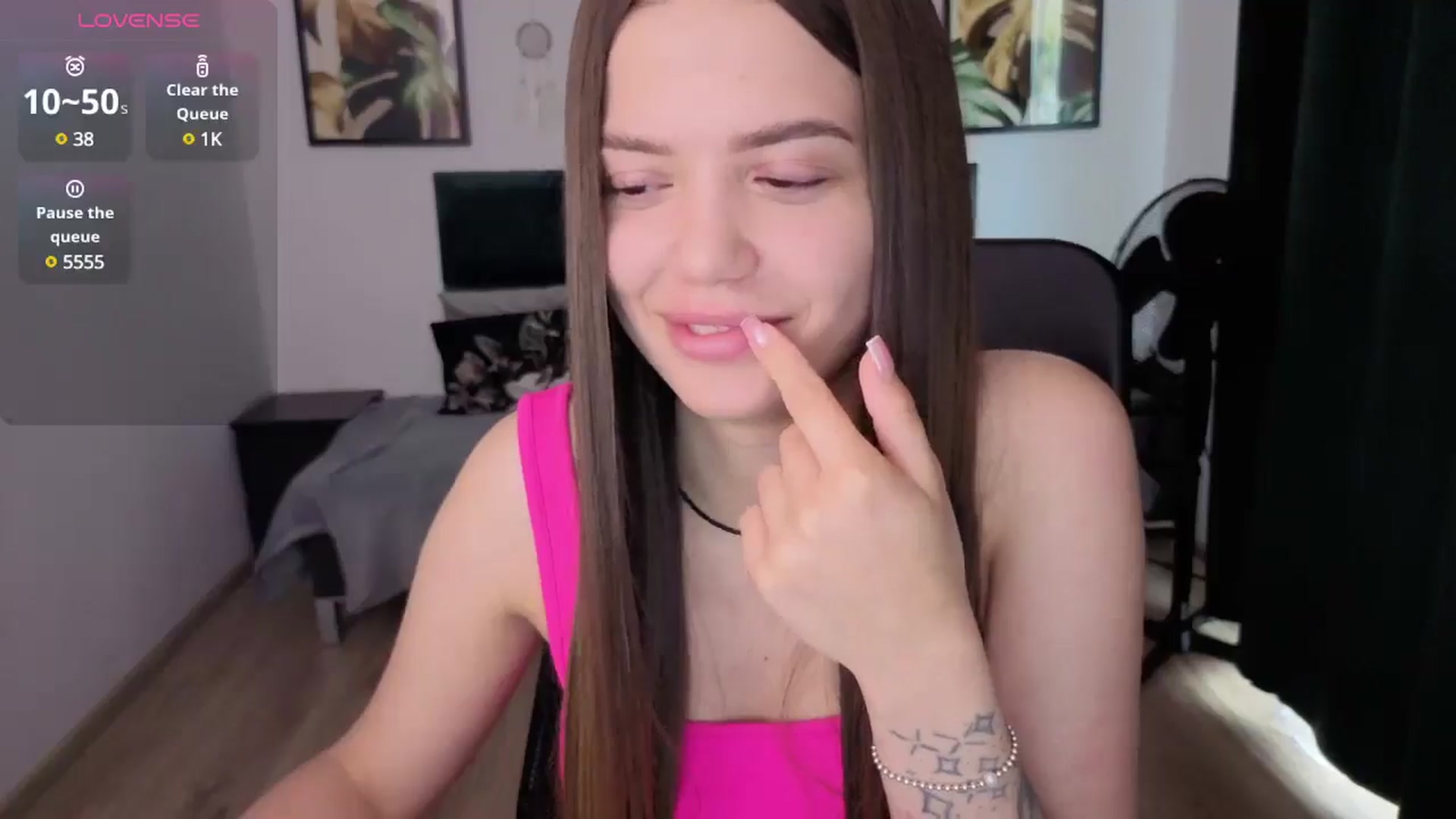 Gallery image thumbnail from JessicaB's myfreecams stream on, 05/18/2025, 15:34 image 14 of 20