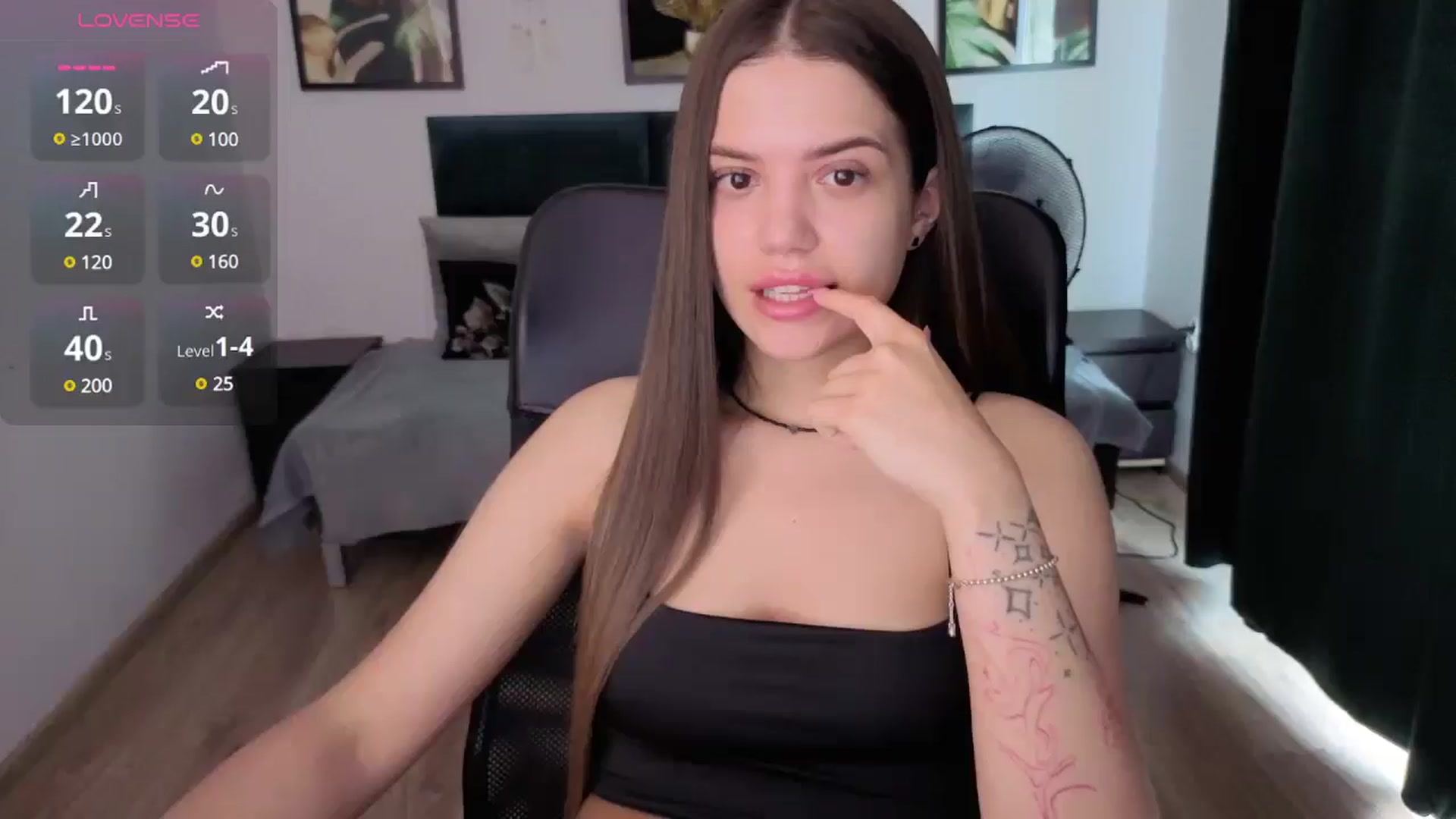 Gallery image thumbnail from JessicaB's myfreecams stream on, 05/27/2025, 14:30 image 1 of 20