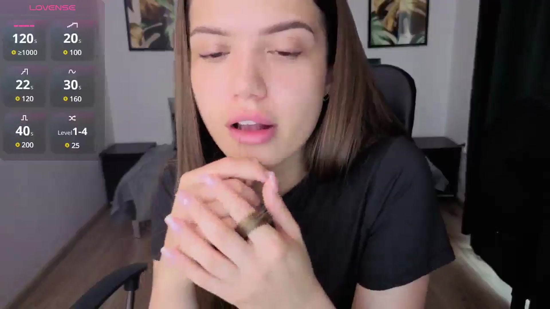 Gallery image thumbnail from JessicaB's myfreecams stream on, 06/03/2025, 19:21 image 3 of 20
