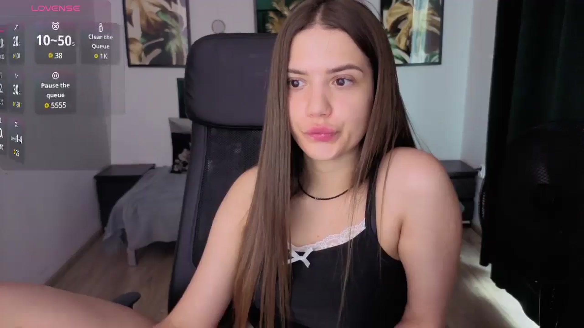 Gallery image thumbnail from JessicaB's myfreecams stream on, 06/05/2025, 18:11 image 13 of 20