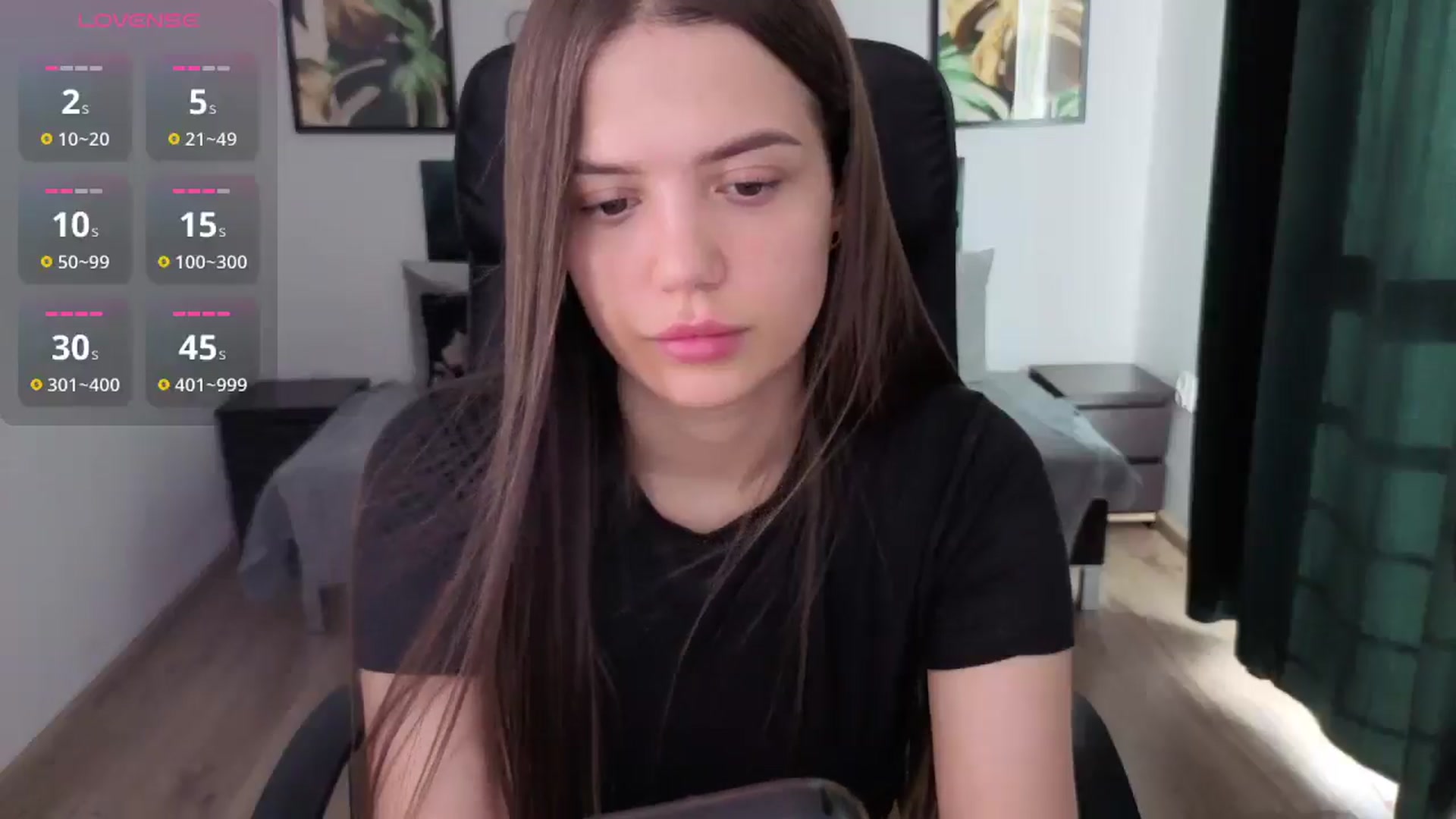 Gallery image thumbnail from JessicaB's myfreecams stream on, 06/06/2025, 16:28 image 6 of 20