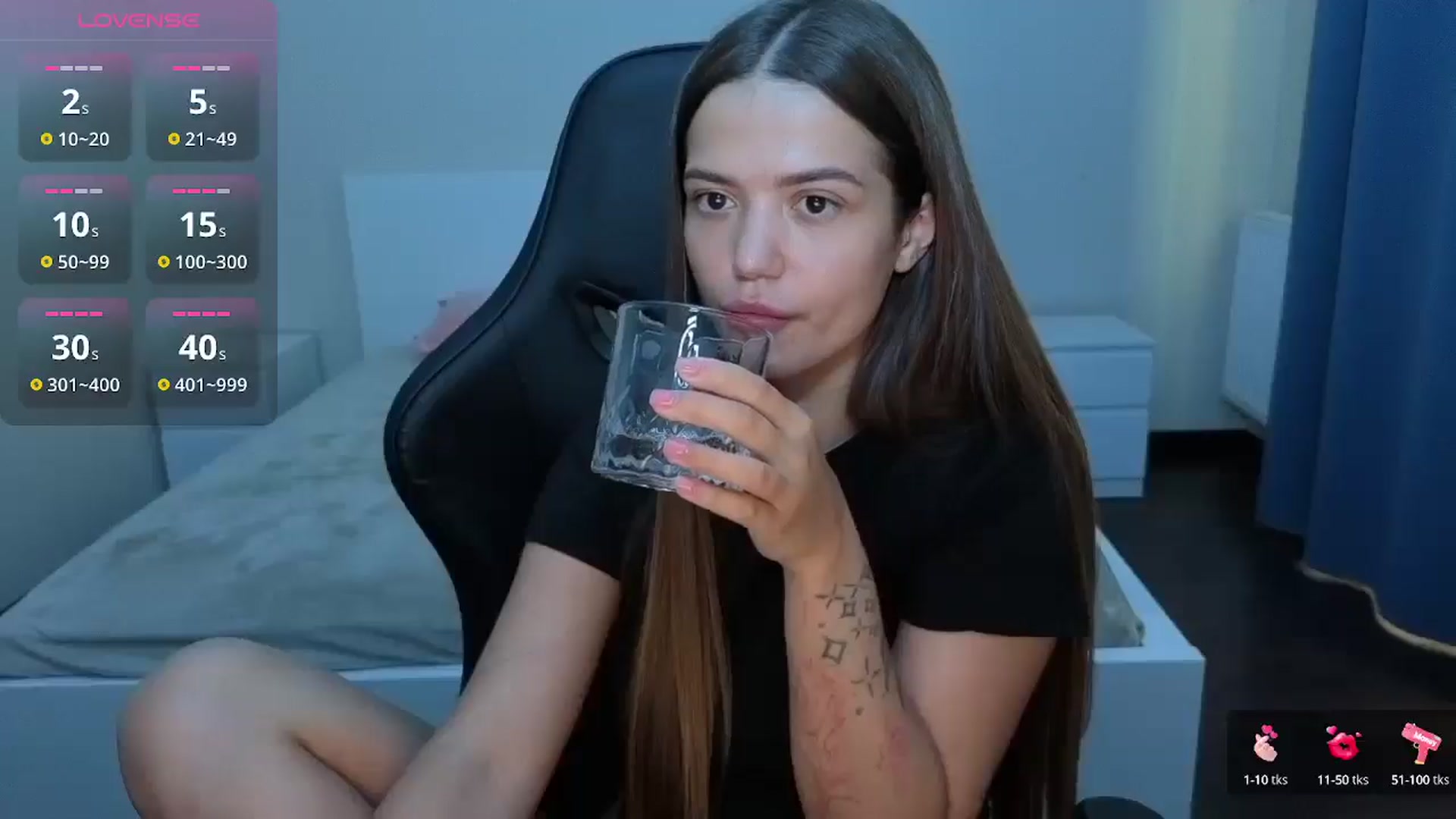 Gallery image thumbnail from JessicaB's myfreecams stream on, 07/20/2025, 15:12 image 8 of 20