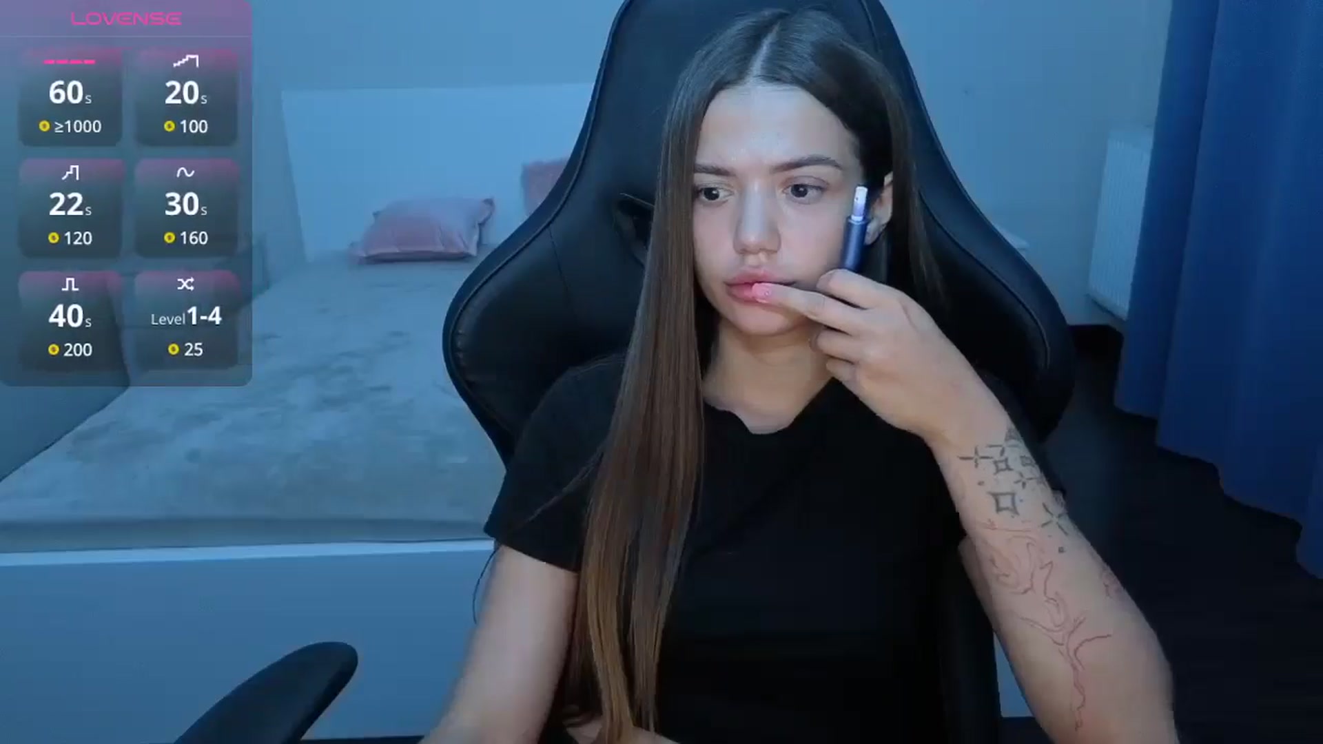 Gallery image thumbnail from JessicaB's myfreecams stream on, 07/20/2025, 19:20 image 15 of 20
