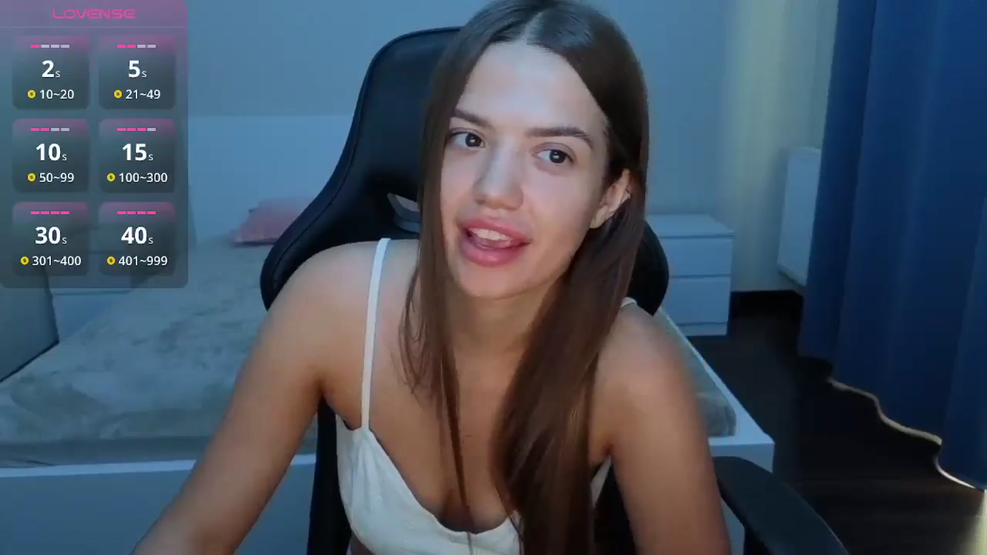 Gallery image thumbnail from JessicaB's myfreecams stream on, 07/25/2025, 14:15 image 16 of 20