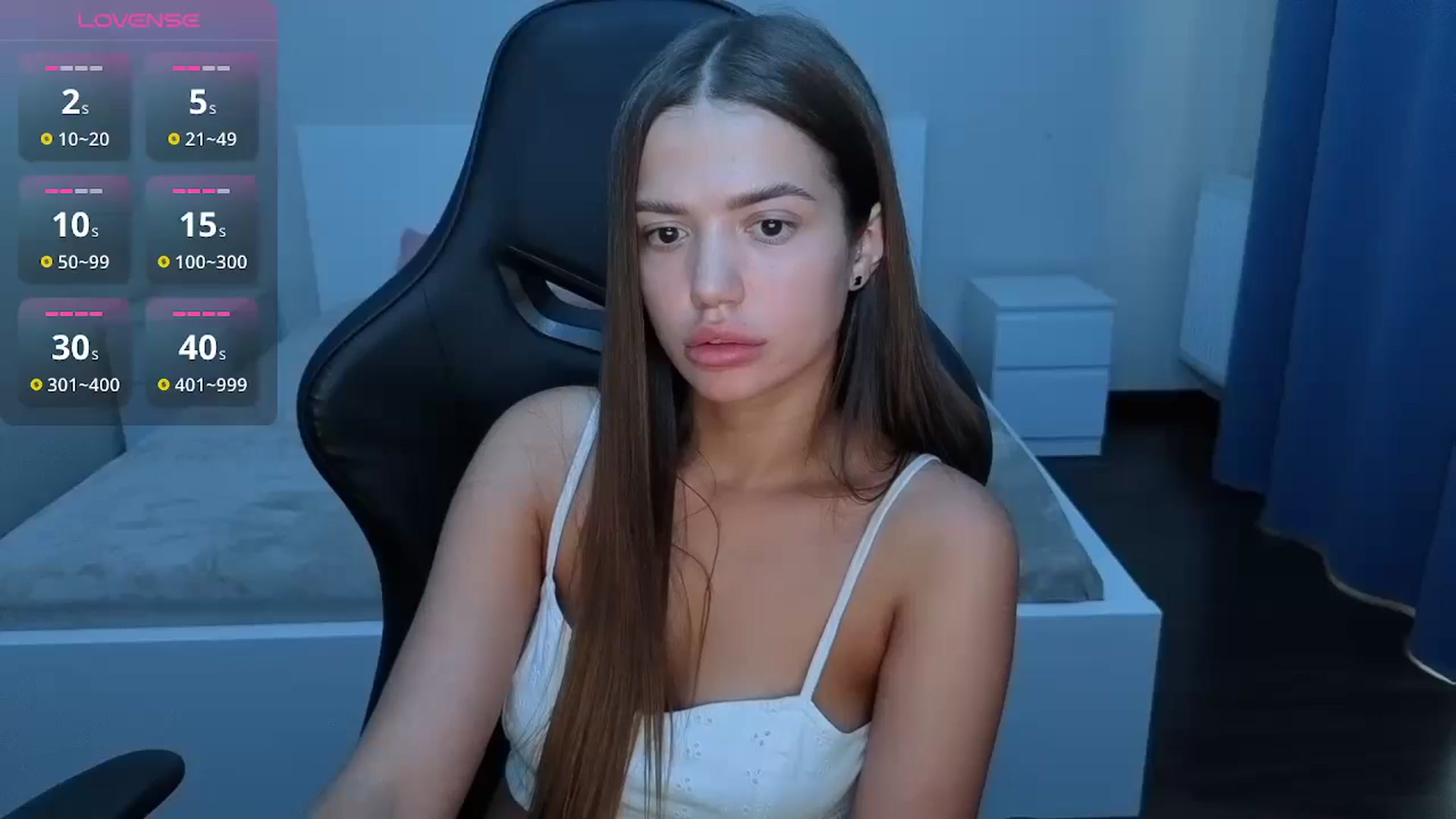 Gallery image thumbnail from JessicaB's myfreecams stream on, 08/05/2025, 16:25 image 15 of 20