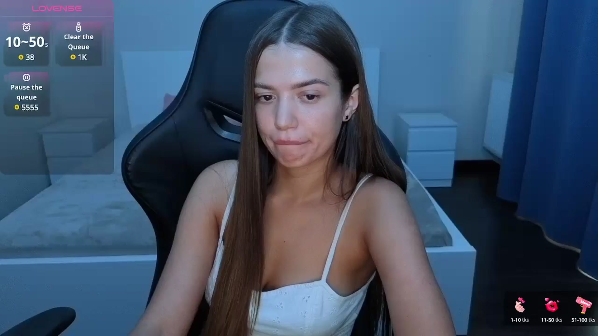 Gallery image thumbnail from JessicaB's myfreecams stream on, 08/05/2025, 16:25 image 6 of 20