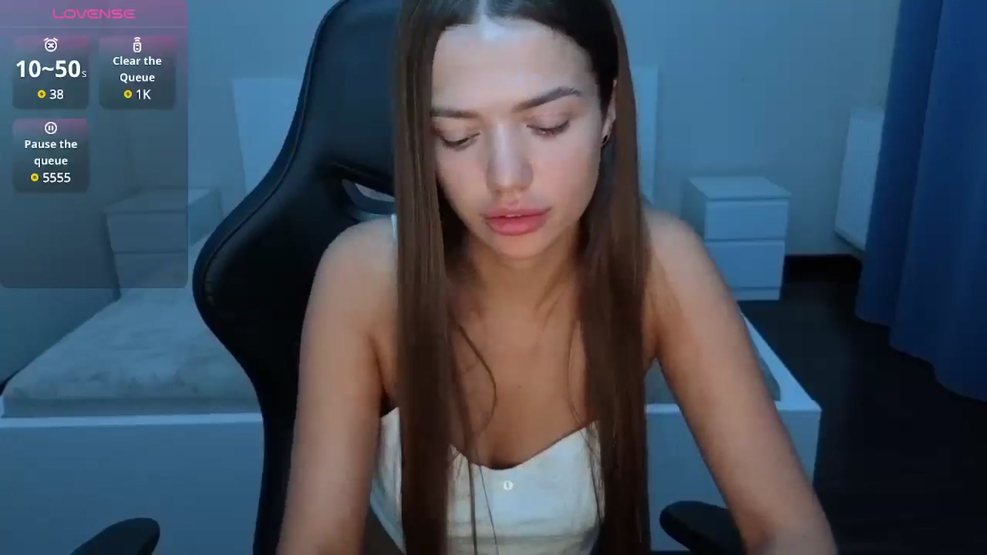 Gallery image thumbnail from JessicaB's myfreecams stream on, 08/05/2025, 19:01 image 14 of 20
