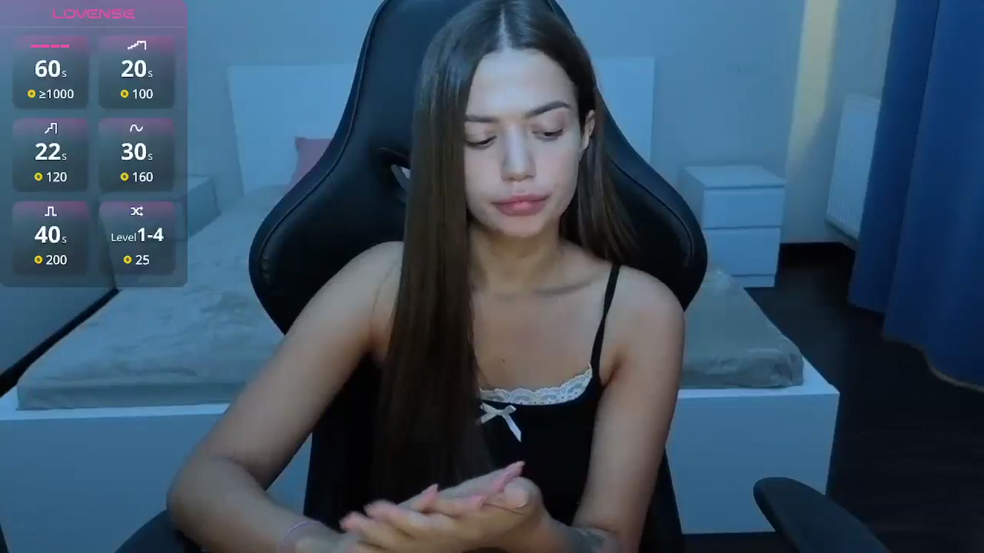 Gallery image thumbnail from JessicaB's myfreecams stream on, 08/06/2025, 17:29 image 2 of 20