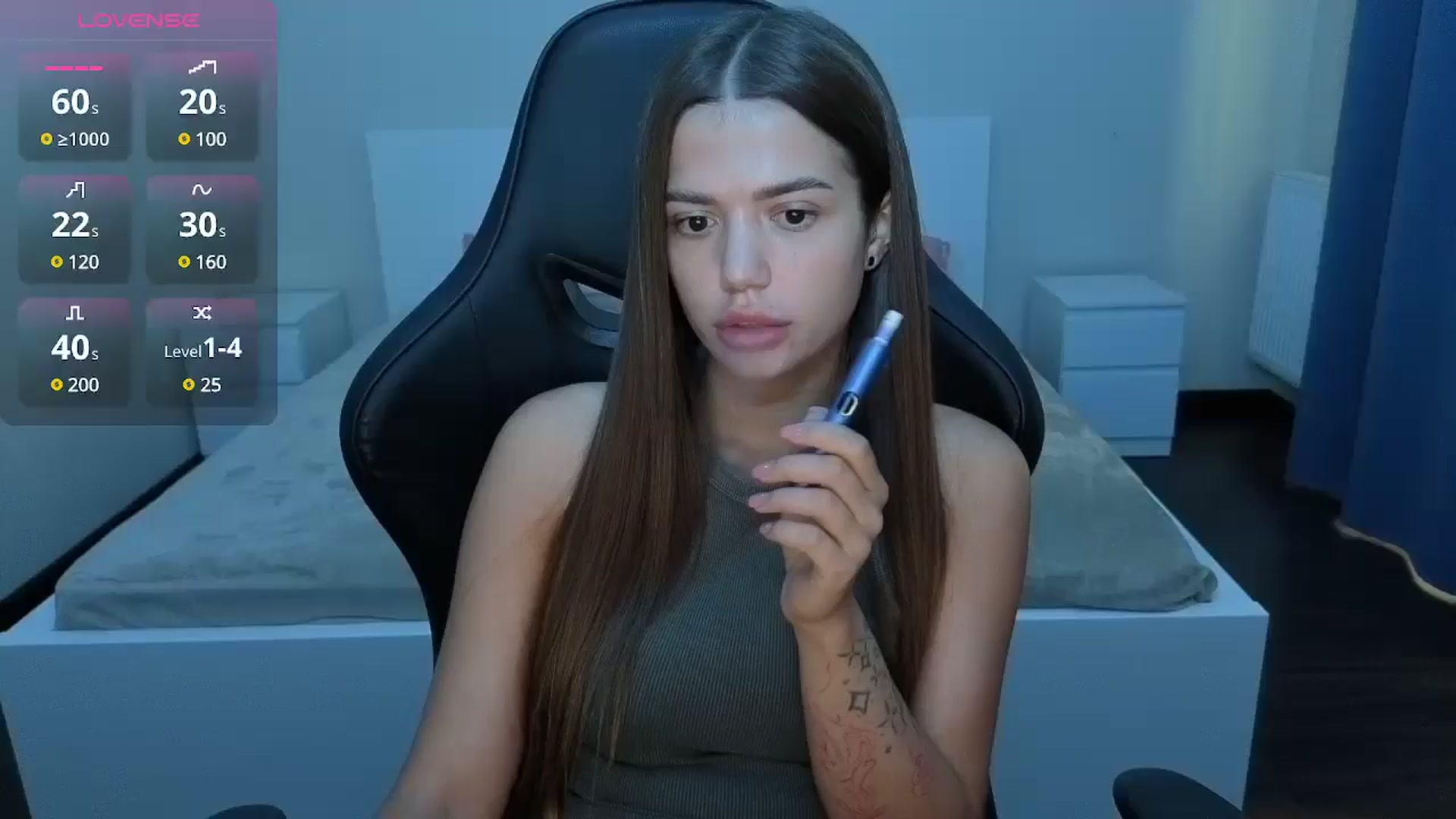 Gallery image thumbnail from JessicaB's myfreecams stream on, 08/07/2025, 13:28 image 1 of 20