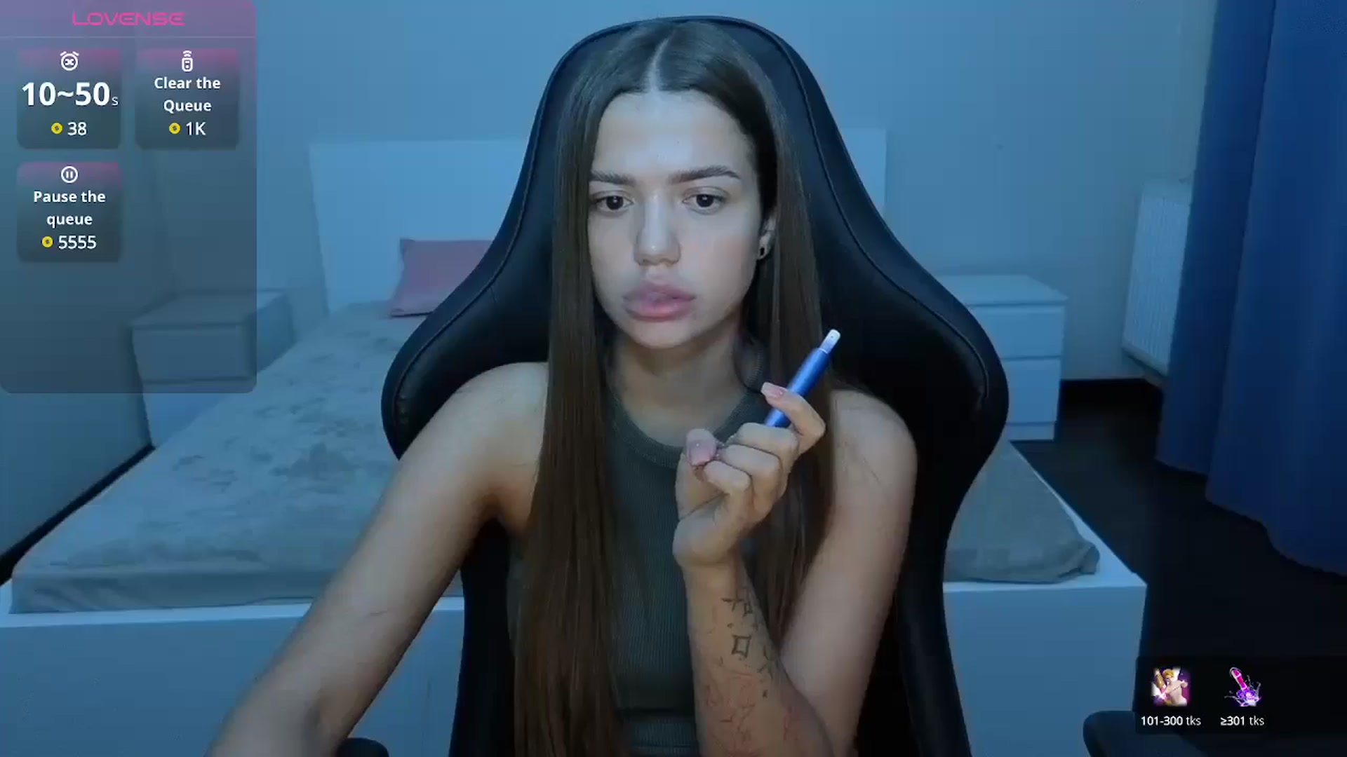 Gallery image thumbnail from JessicaB's myfreecams stream on, 08/07/2025, 18:52 image 12 of 20