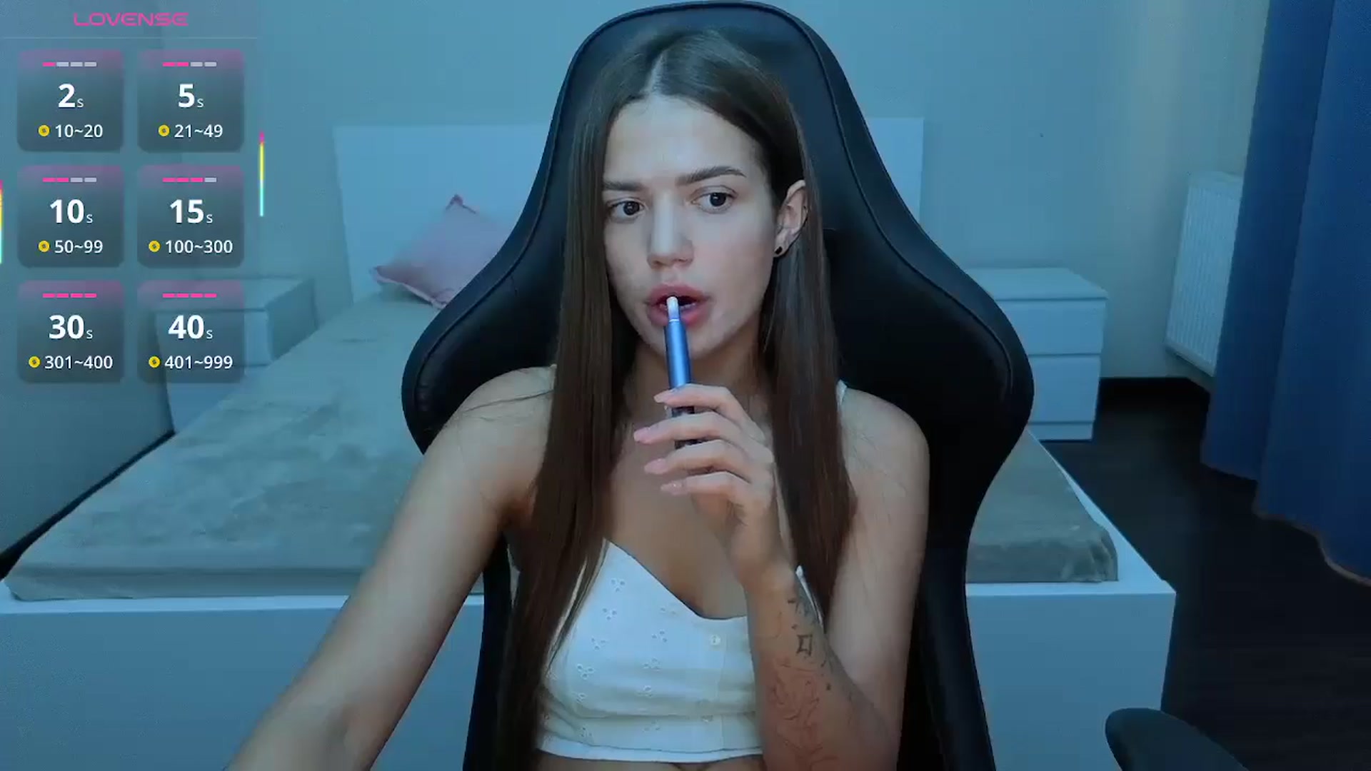 Gallery image thumbnail from JessicaB's myfreecams stream on, 08/14/2025, 16:45 image 9 of 20