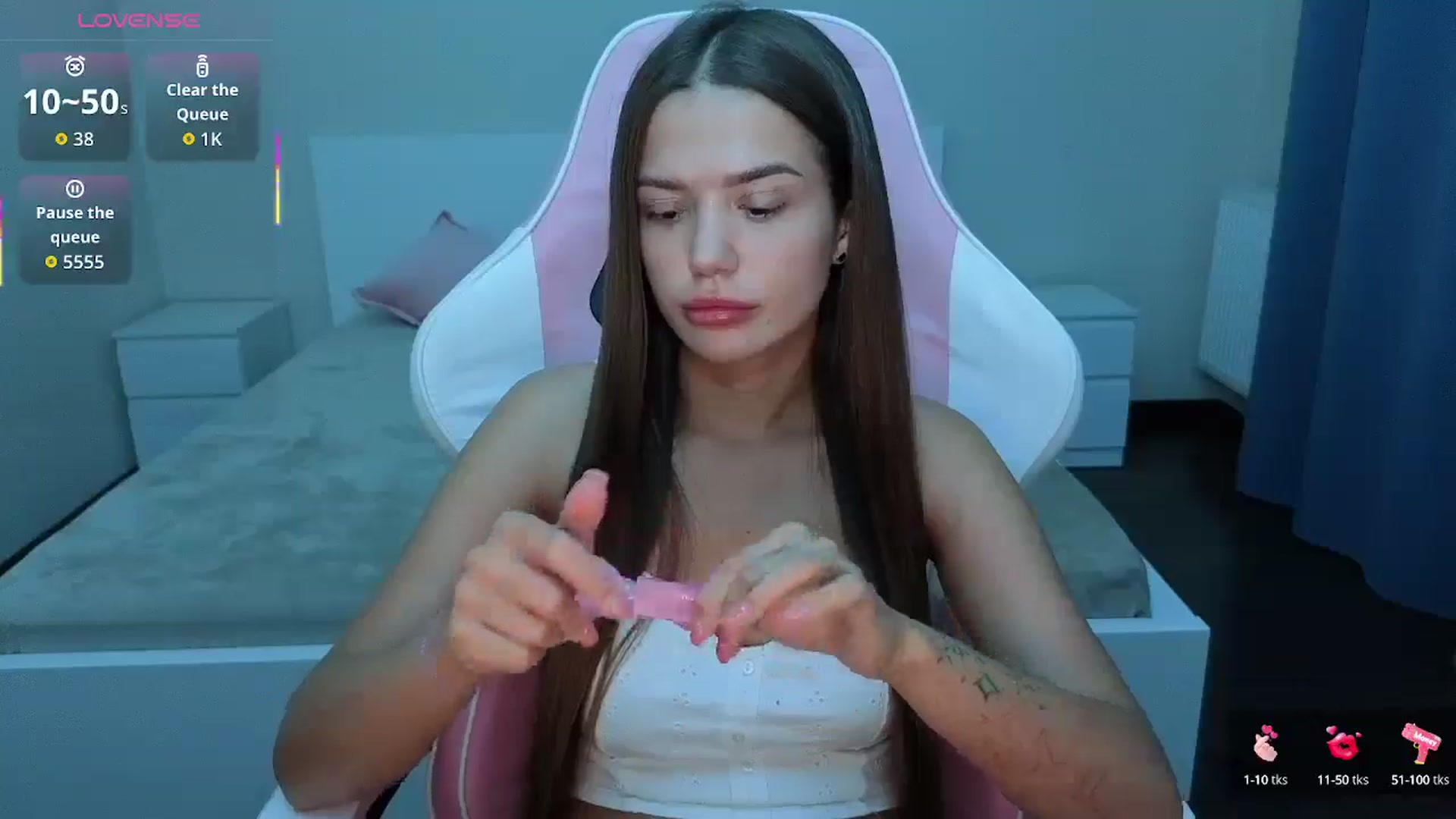 Gallery image thumbnail from JessicaB's myfreecams stream on, 08/14/2025, 18:05 image 7 of 20