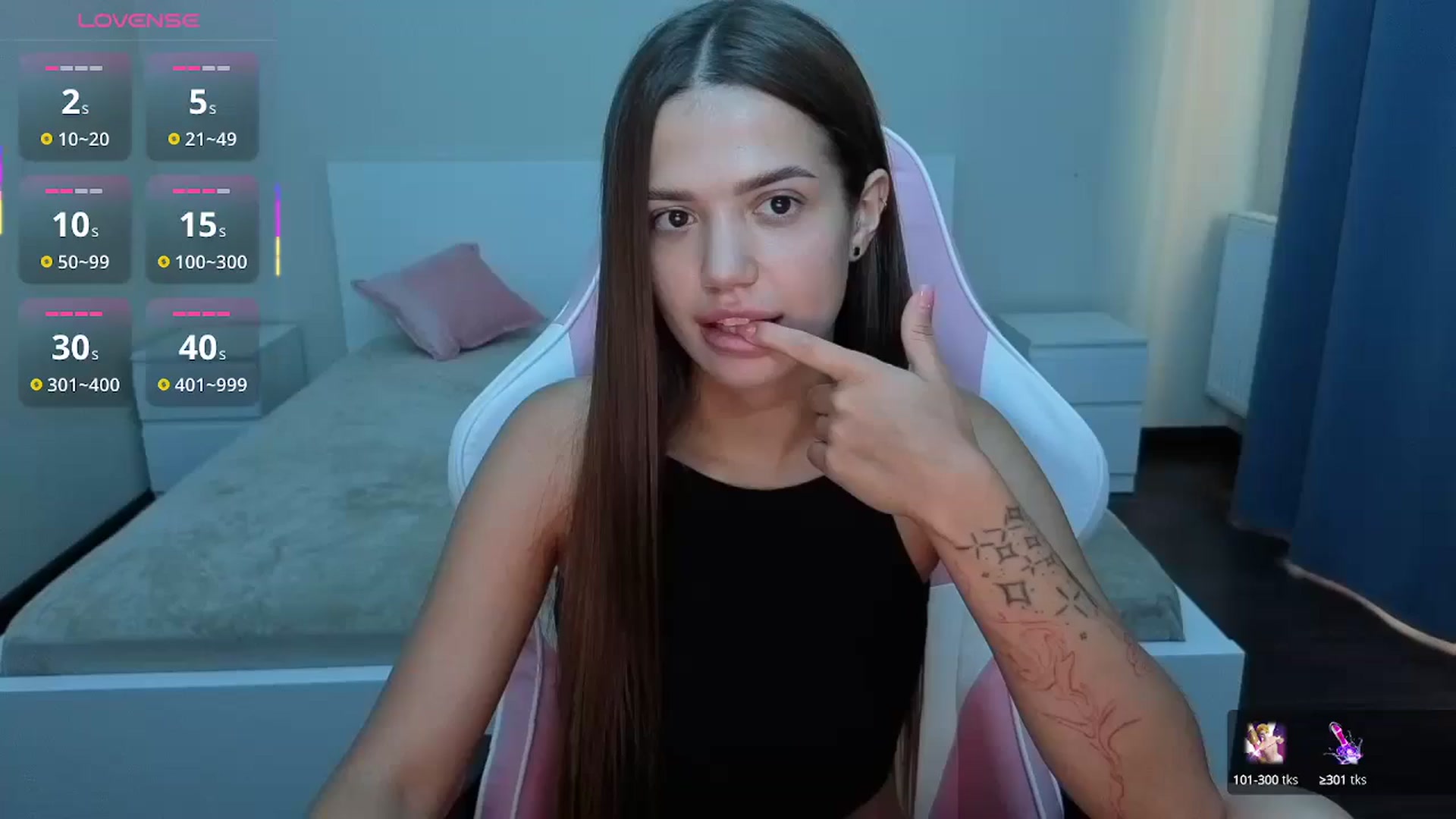 Gallery image thumbnail from JessicaB's myfreecams stream on, 08/15/2025, 12:55 image 8 of 20