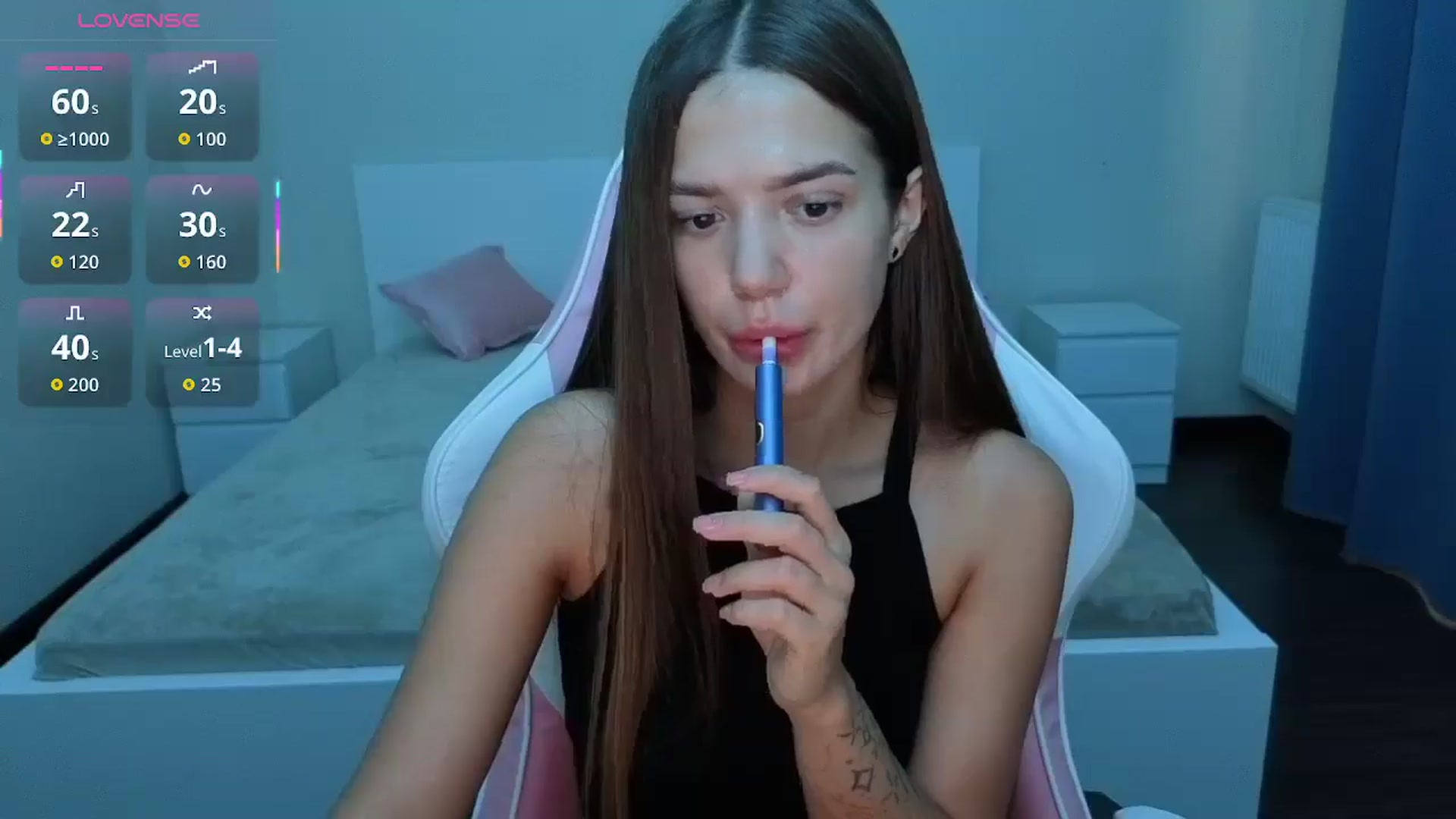 Gallery image thumbnail from JessicaB's myfreecams stream on, 08/15/2025, 16:15 image 17 of 20