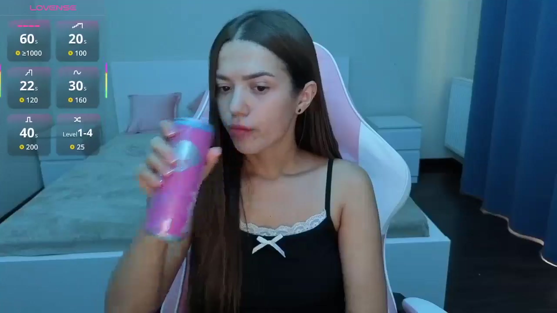 Gallery image thumbnail from JessicaB's myfreecams stream on, 08/20/2025, 12:38 image 3 of 20