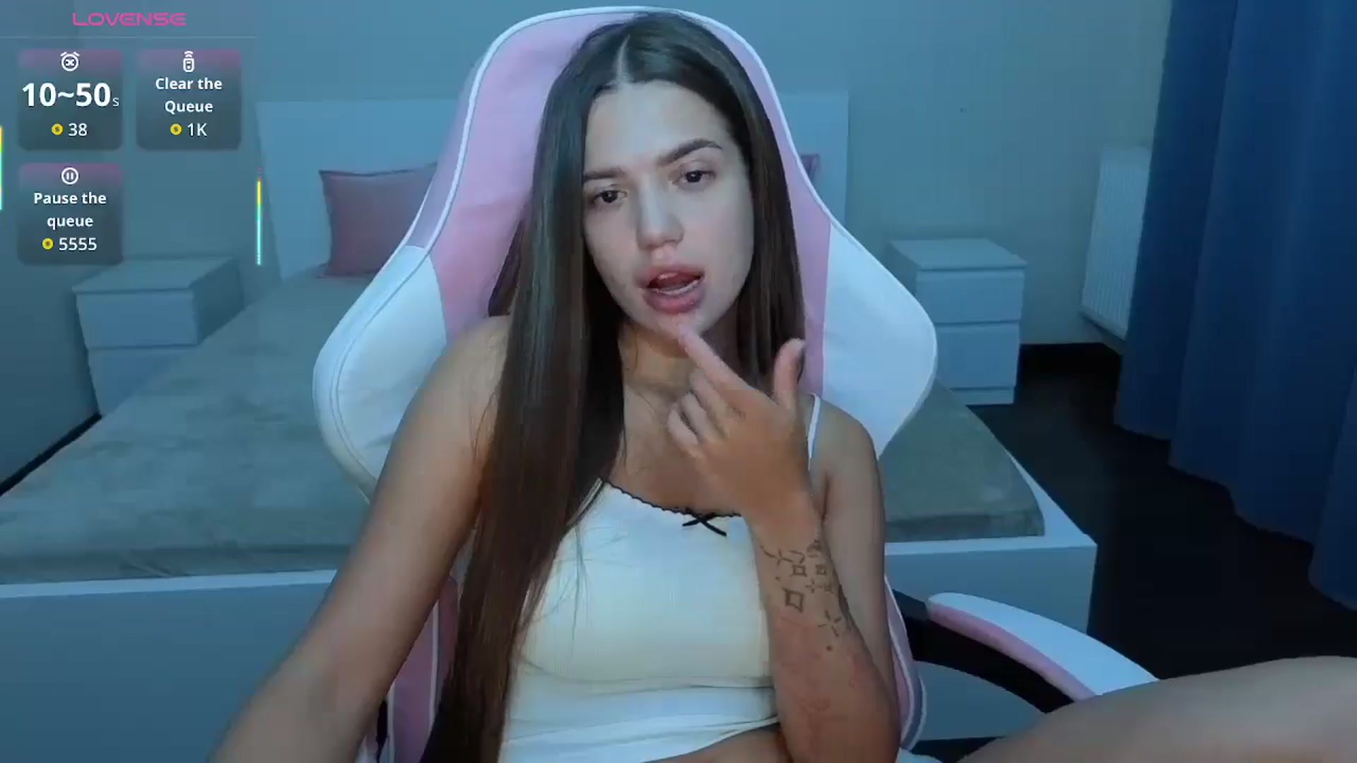 Gallery image thumbnail from JessicaB's myfreecams stream on, 08/23/2025, 18:43 image 19 of 20